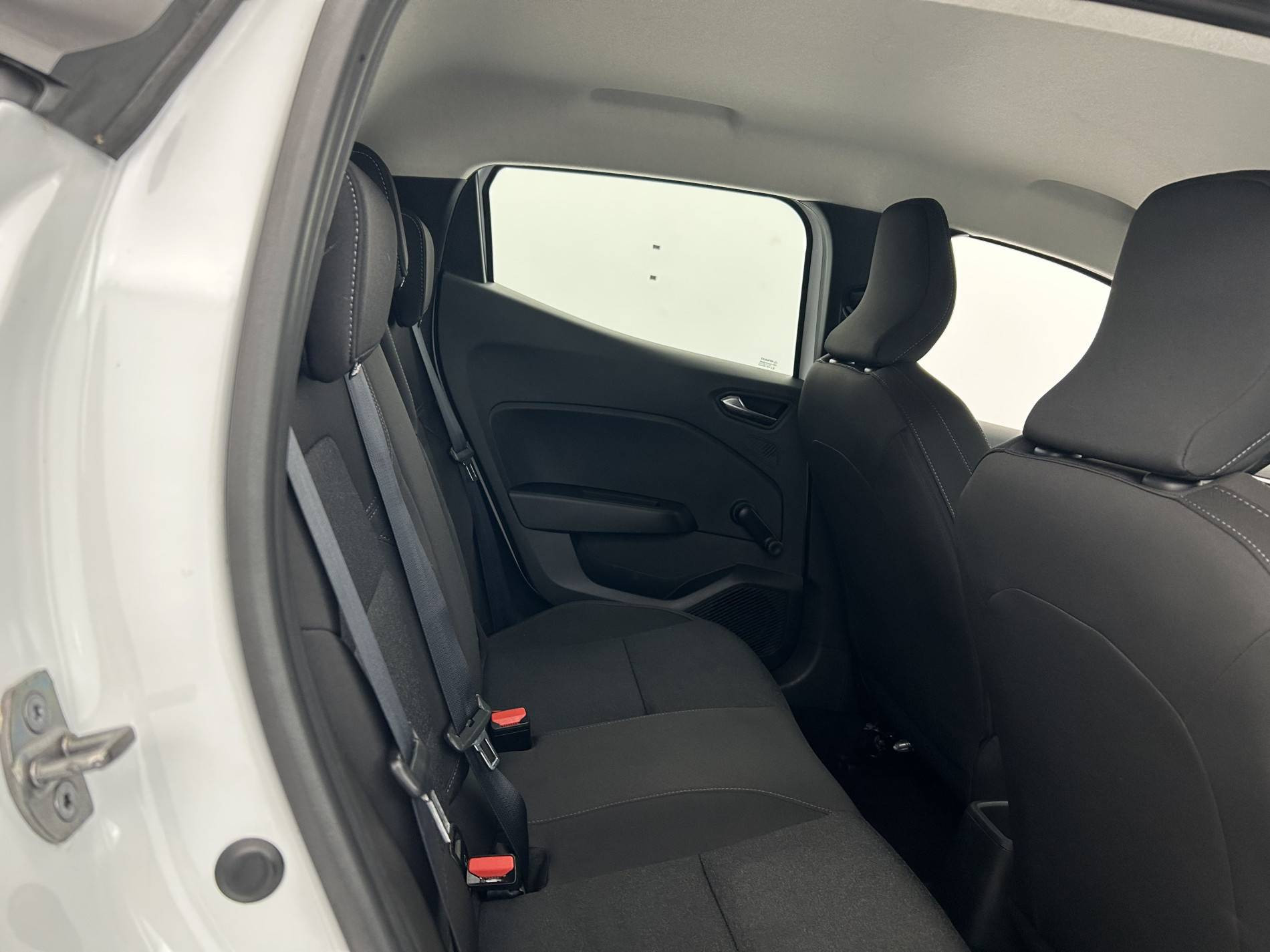 Vente en ligne Renault Clio 5 Clio TCe 90 au prix de 13 790 €
