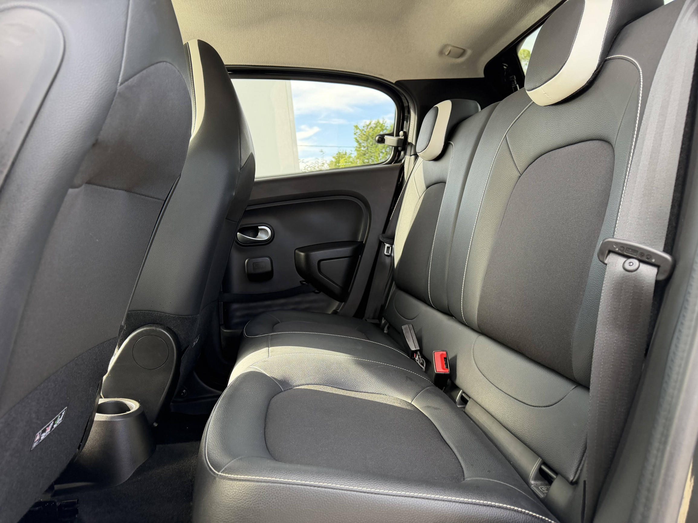 Vente en ligne Renault Twingo Electrique Twingo III E-Tech au prix de 11 990 €