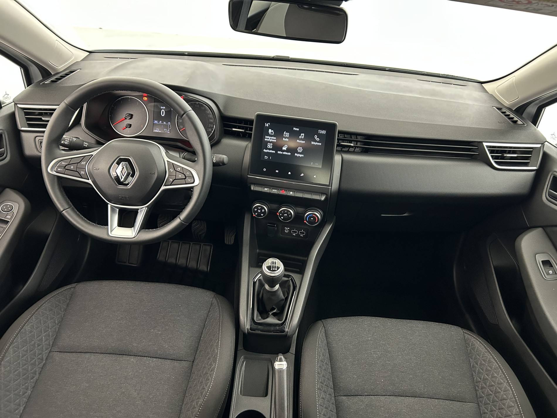 Vente en ligne Renault Clio 5 Clio TCe 90 au prix de 13 790 €