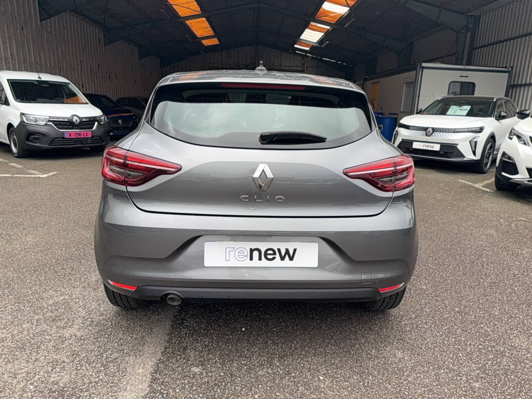 Vente en ligne Renault Clio 5 Clio TCe 90 au prix de 13 990 €