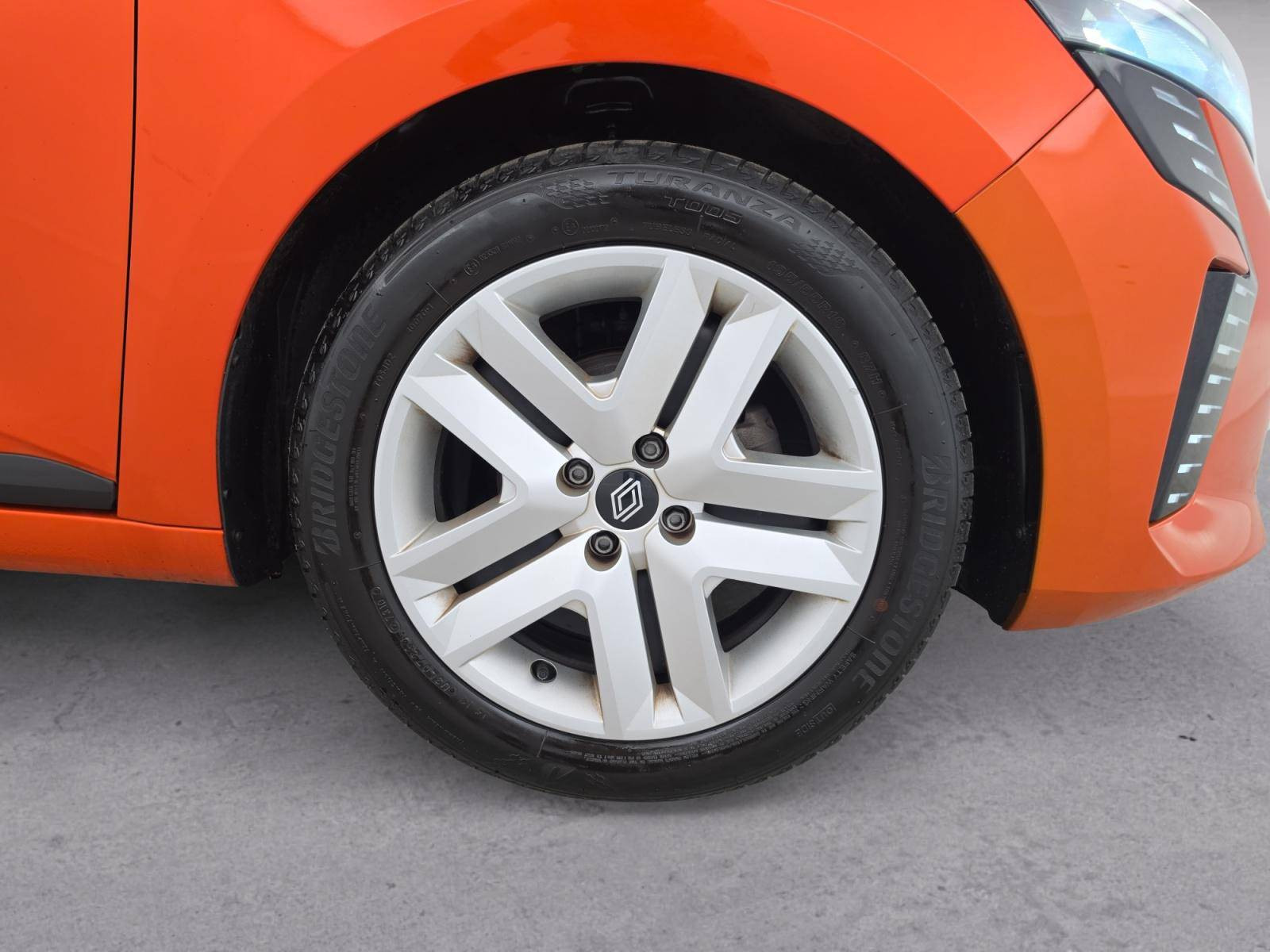 Vente en ligne Renault Clio 5 Clio TCe 90 au prix de 15 290 €
