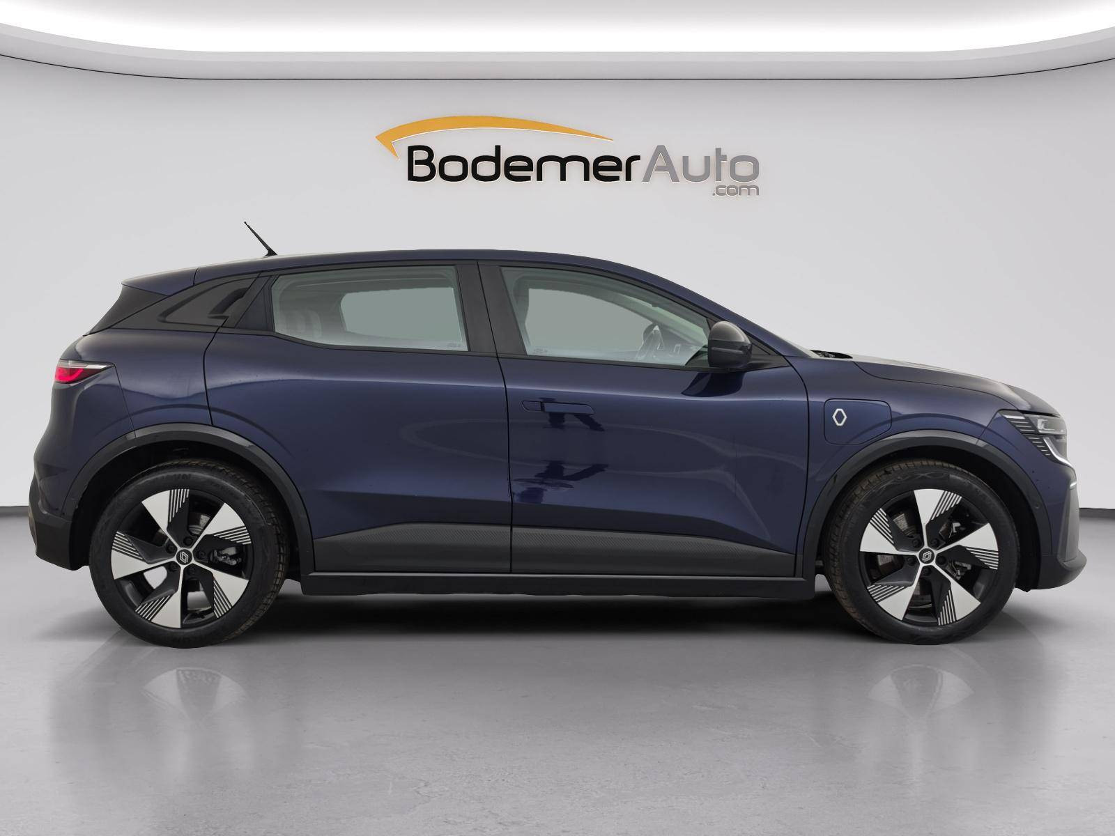 Vente en ligne Renault Megane E-Tech  EV40 130ch standard charge au prix de 21 900 €