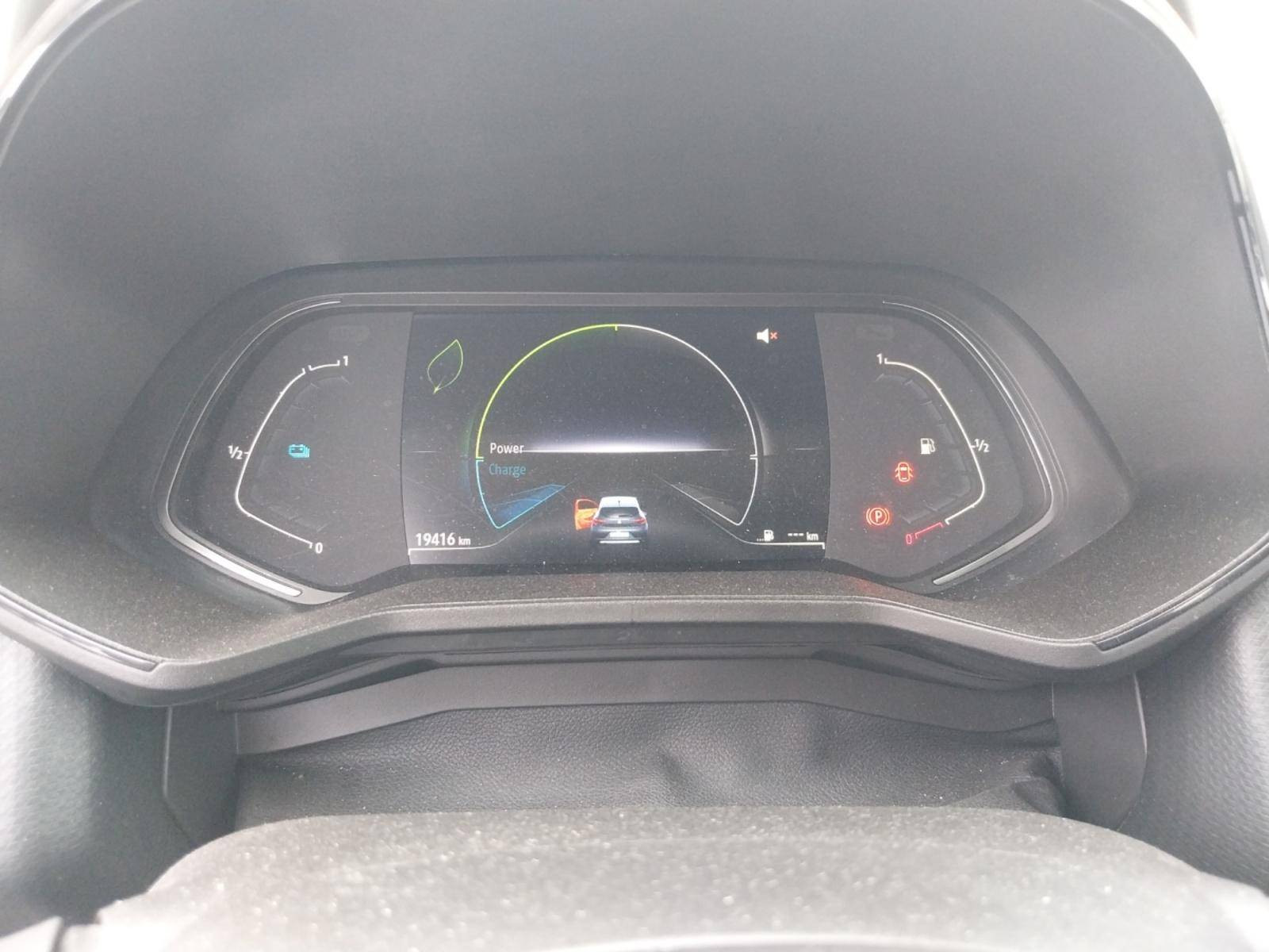 Vente en ligne Renault Clio 5 Clio E-Tech 140 - 21N au prix de 15 990 €