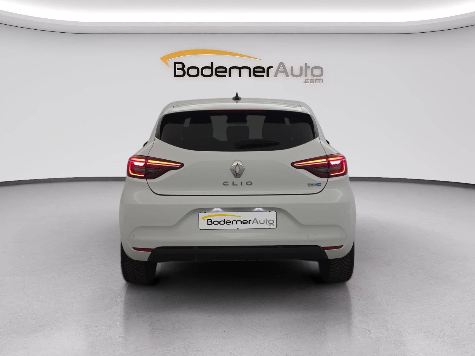 Vente en ligne Renault Clio 5 Clio E-Tech full hybrid 145 au prix de 13 791 €