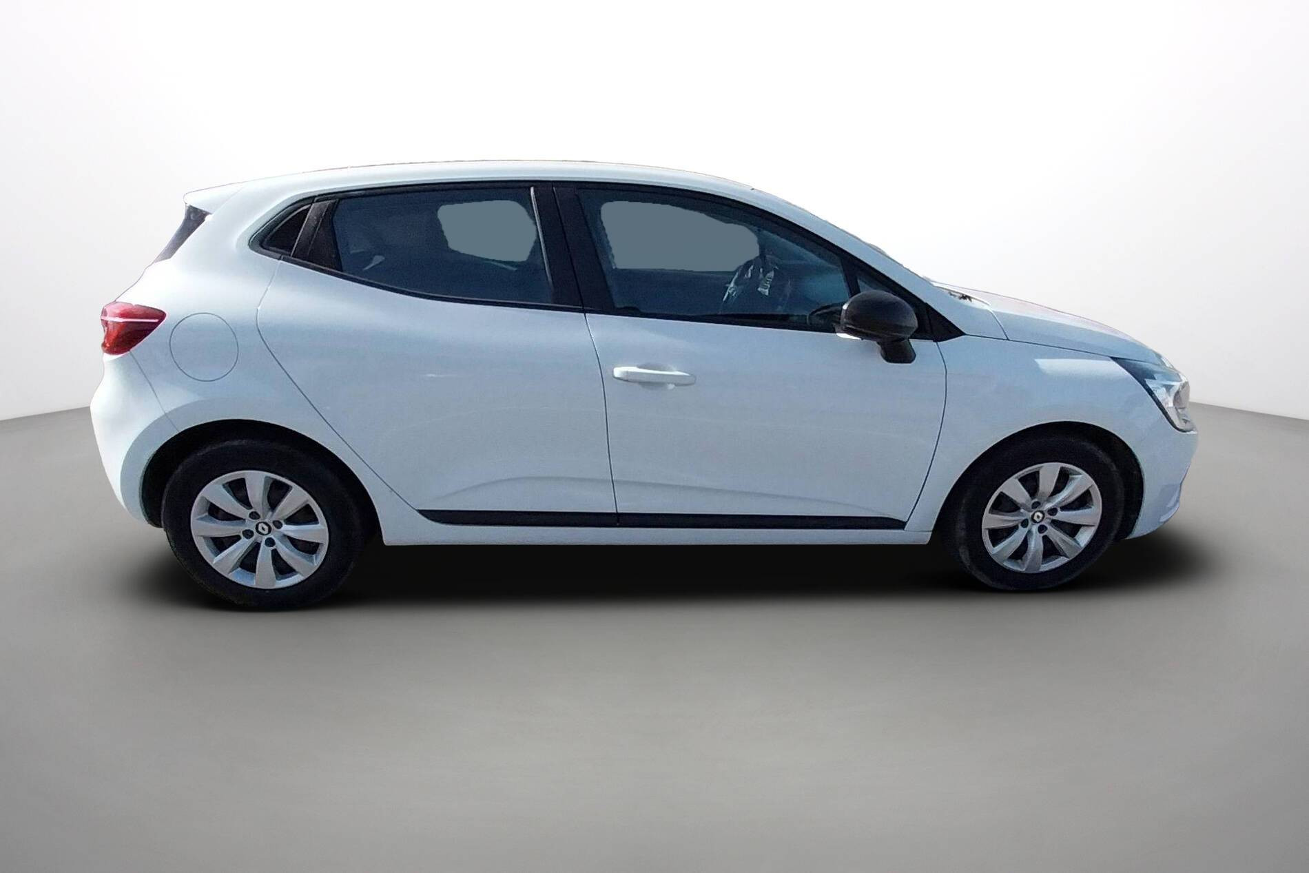 Vente en ligne Renault Clio 5 CLIO SOCIETE BLUE DCI 85 au prix de 12 990 €