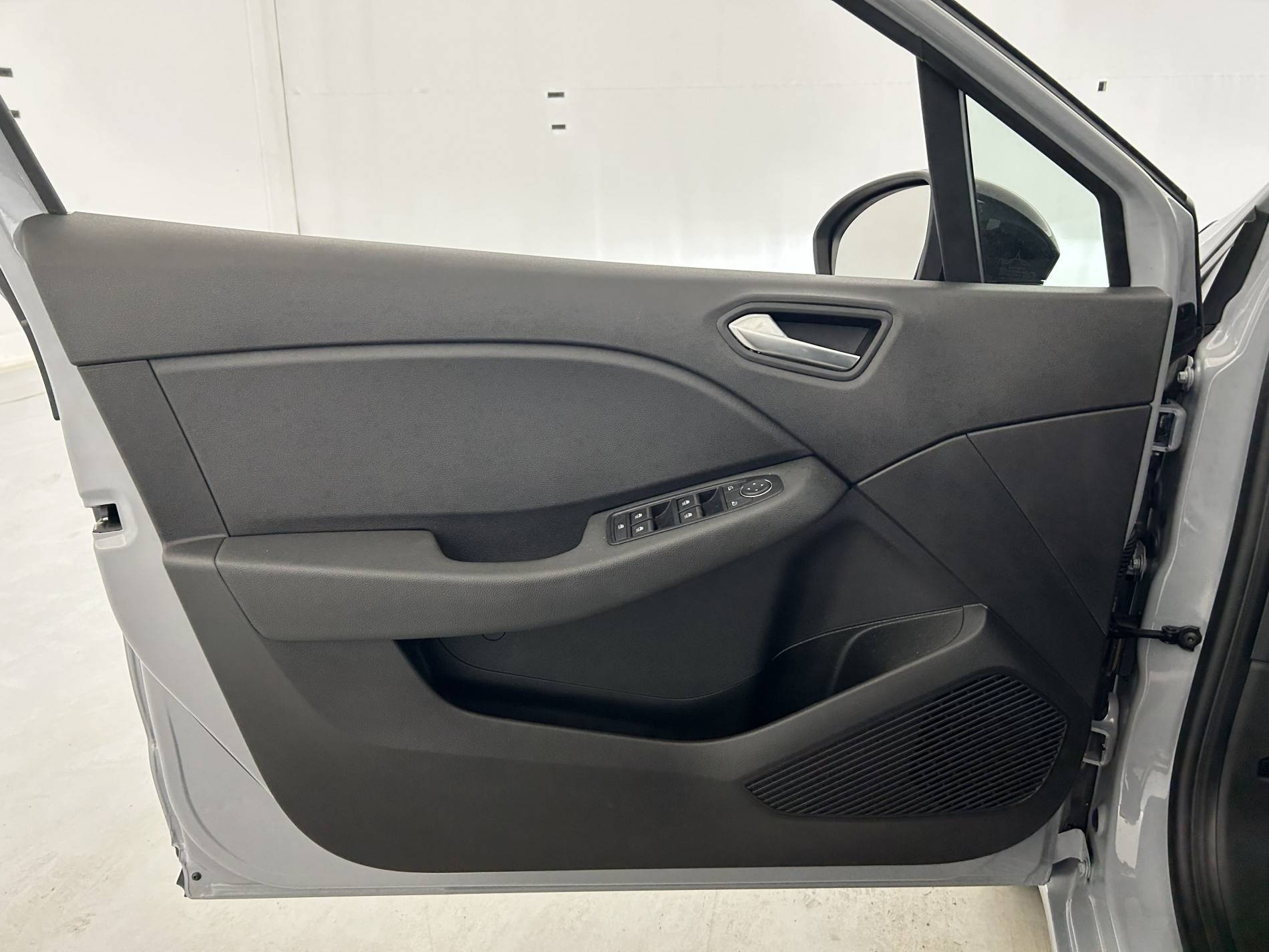 Vente en ligne Renault Clio 5 Clio E-Tech full hybrid 145 ch GSR2 au prix de 20 490 €