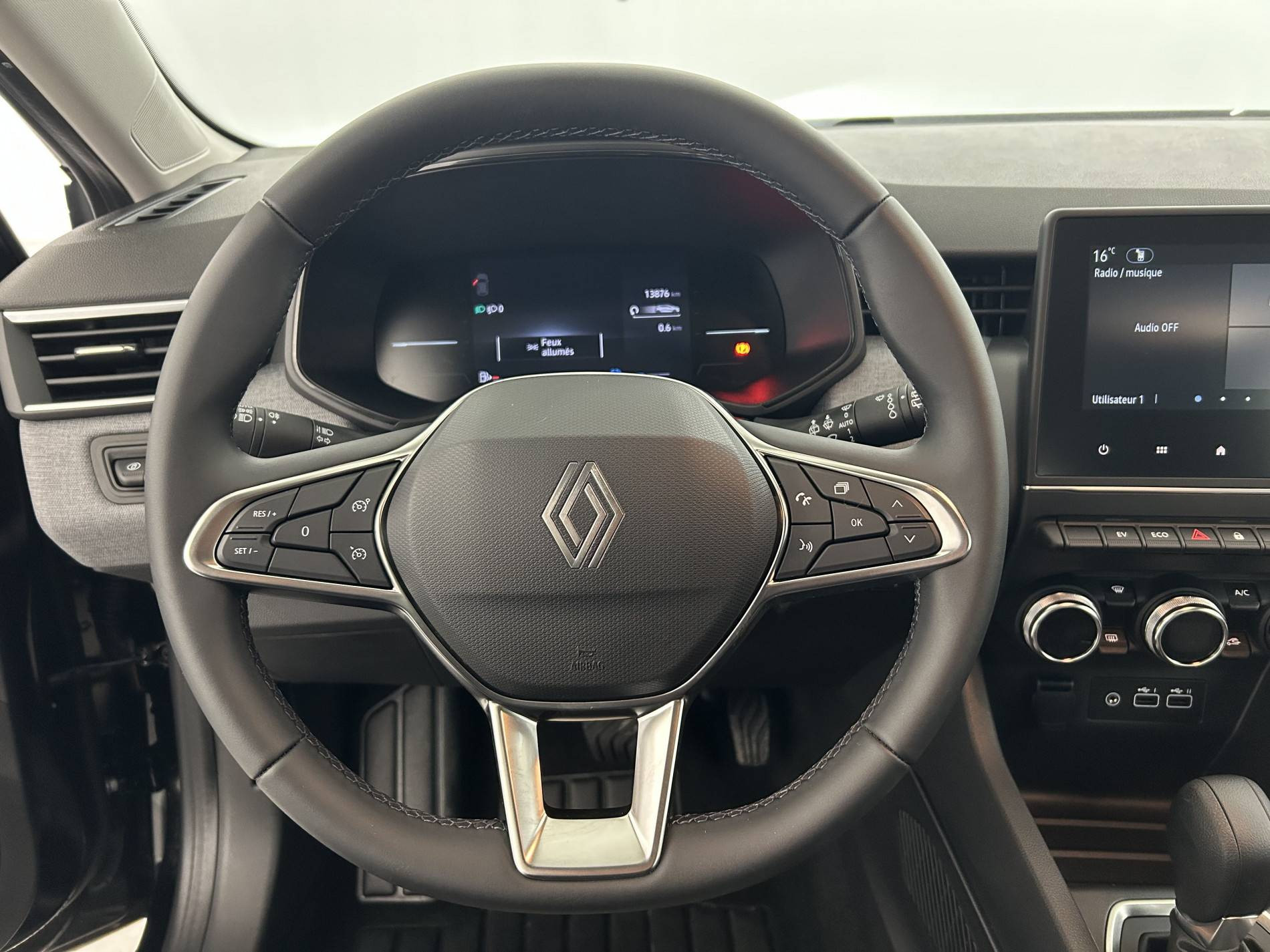 Vente en ligne Renault Clio 5 Clio E-Tech full hybrid 145 ch GSR2 au prix de 19 690 €