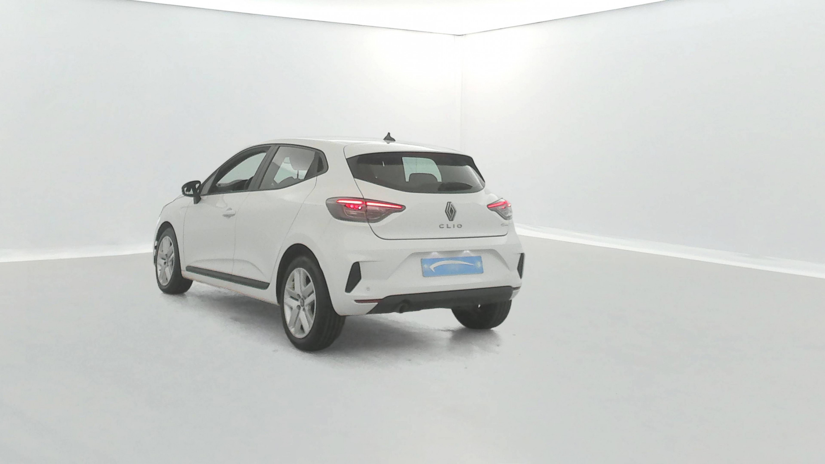 Vente en ligne Renault Clio 5 Clio TCe 90 au prix de 14 190 €