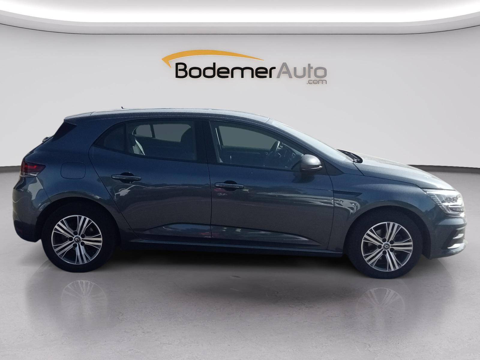 Vente en ligne Renault Megane 4  Blue dCi 115 EDC au prix de 15 690 €