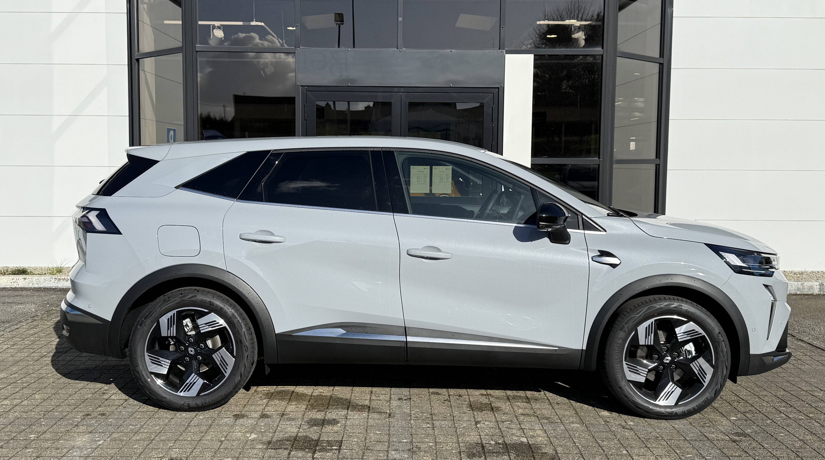 Vente en ligne Renault Symbioz  E-Tech full hybrid 160 ch au prix de 35 400 €