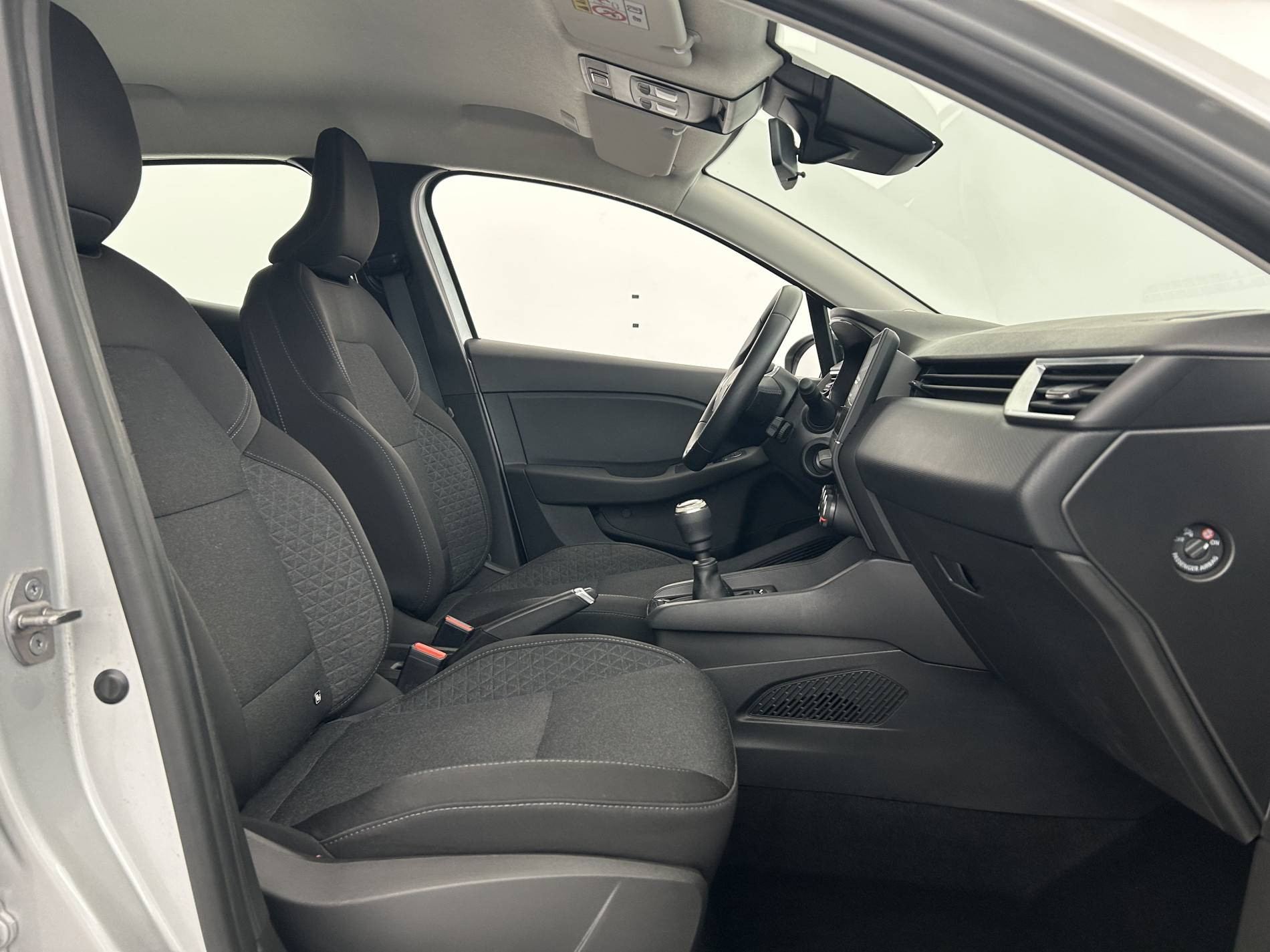 Vente en ligne Renault Clio 5 Clio TCe 90 au prix de 13 790 €