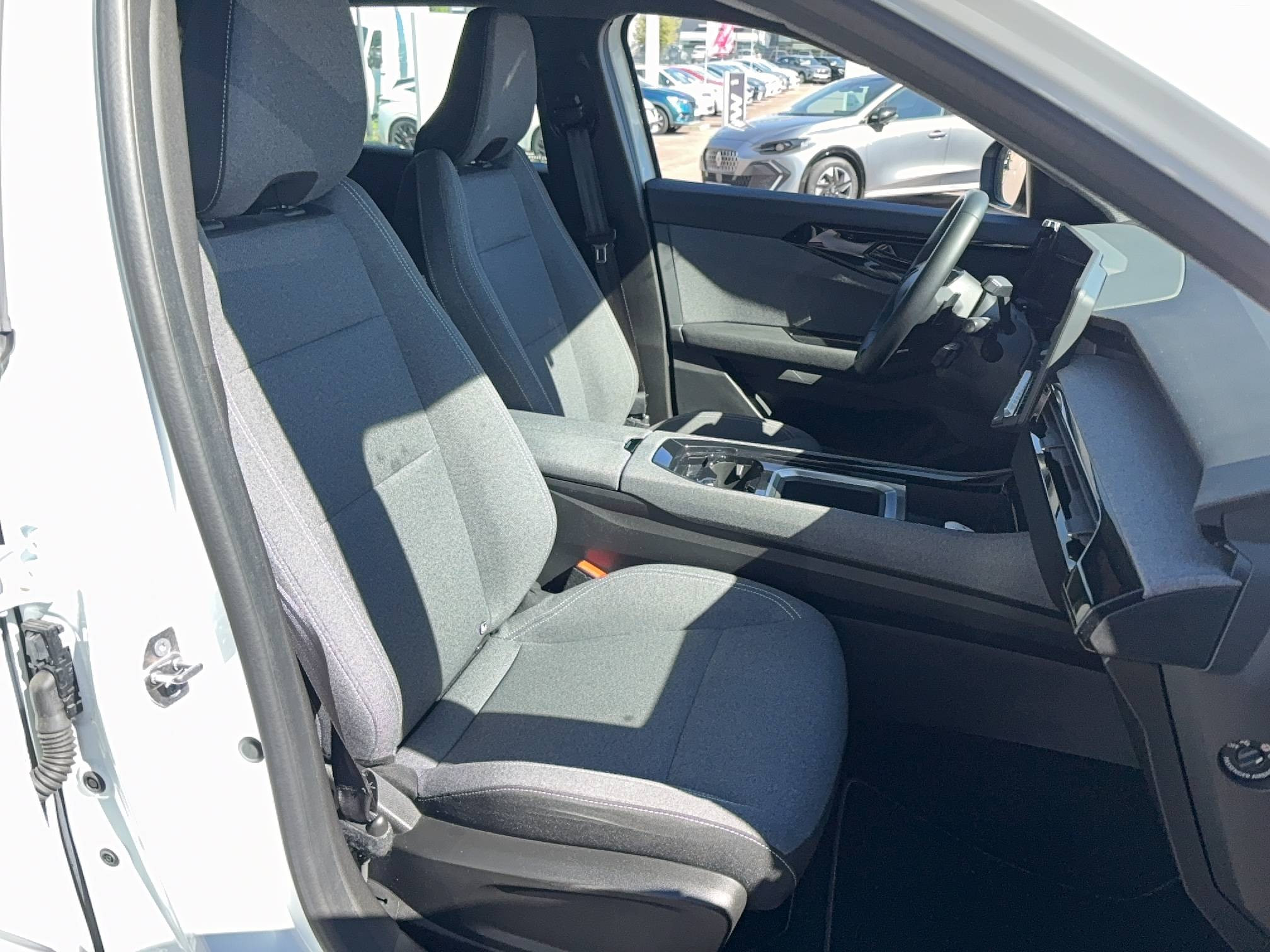 Vente en ligne Renault Austral  E-Tech hybrid 200 au prix de 27 990 €