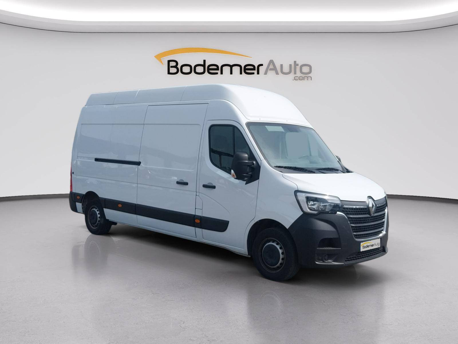 Vente en ligne Renault Master Fourgon MASTER FGN TRAC F3500 L3H3 BLUE DCI 135 au prix de 26 990 €