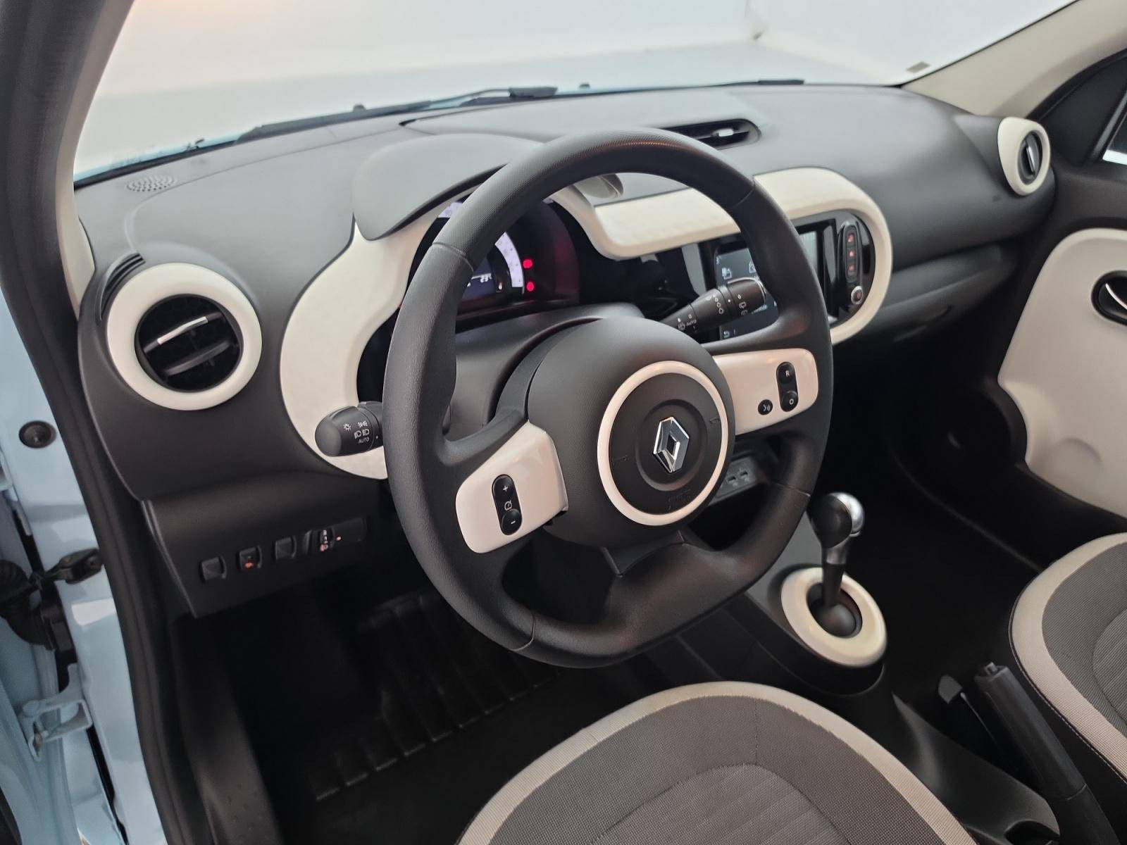 Vente en ligne Renault Twingo Electrique Twingo III E-Tech au prix de 12 900 €
