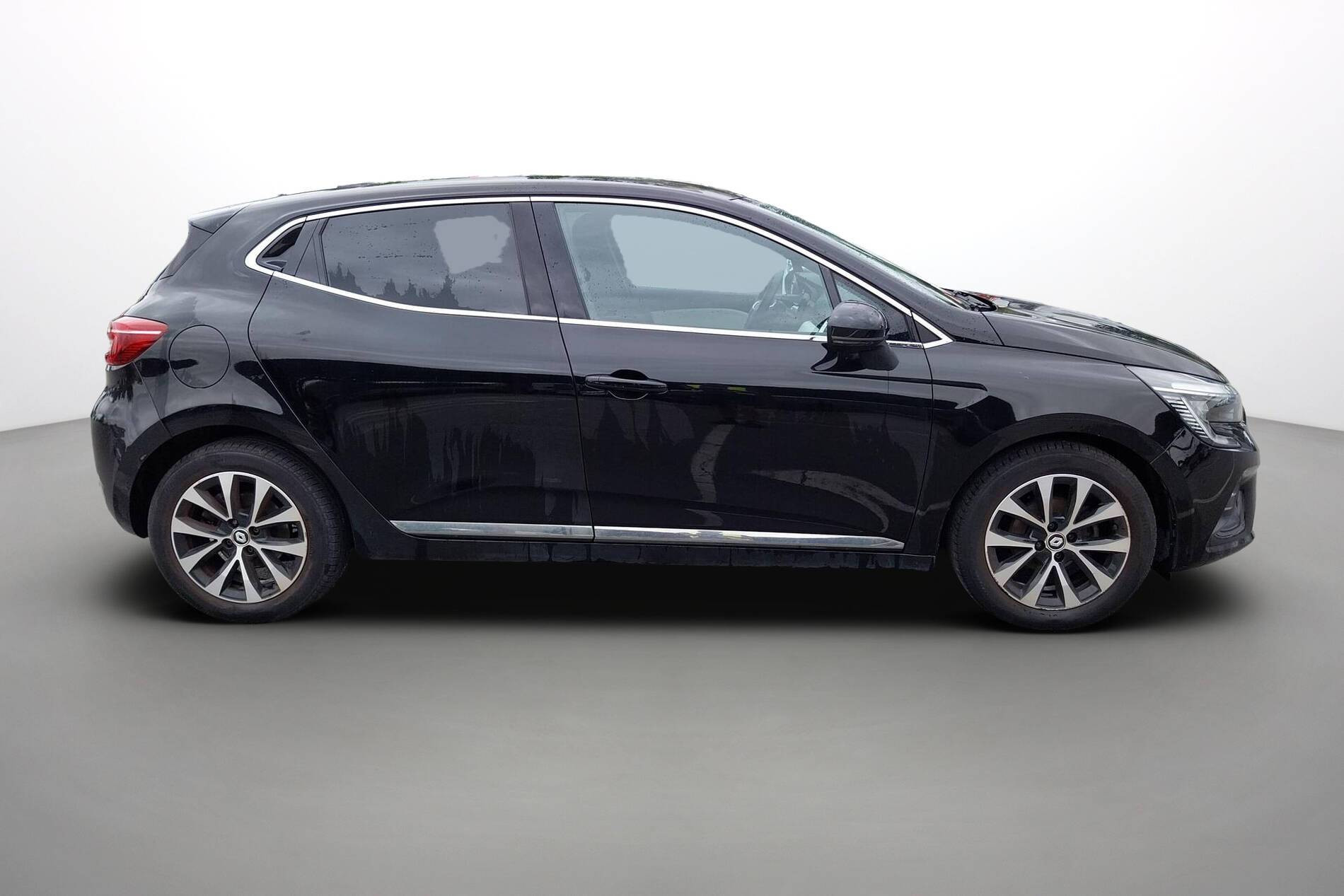 Vente en ligne Renault Clio 5 Clio TCe 90 au prix de 14 900 €