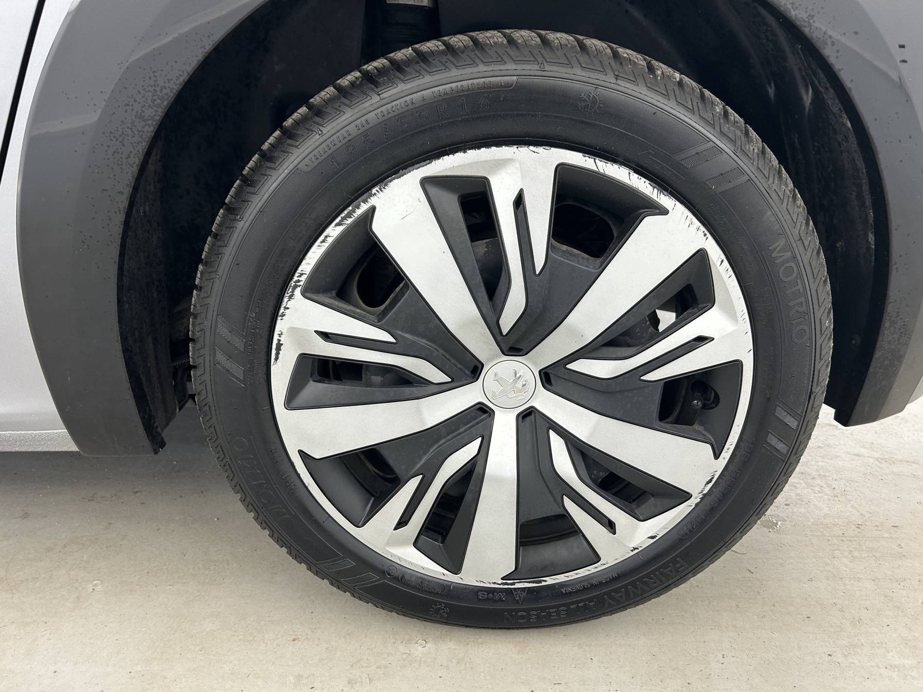 Vente en ligne Peugeot E-208 208 Electrique 50 kWh 136ch au prix de 12 390 €