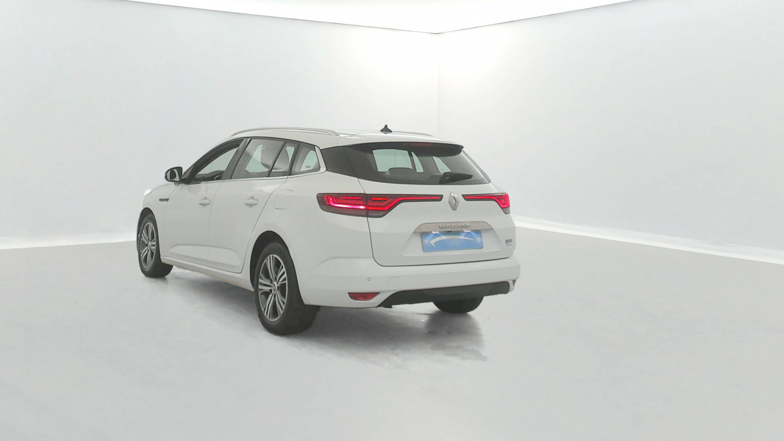 Vente en ligne Renault Megane 4 Estate  E-Tech plug-in Hybrid 160 au prix de 18 490 €