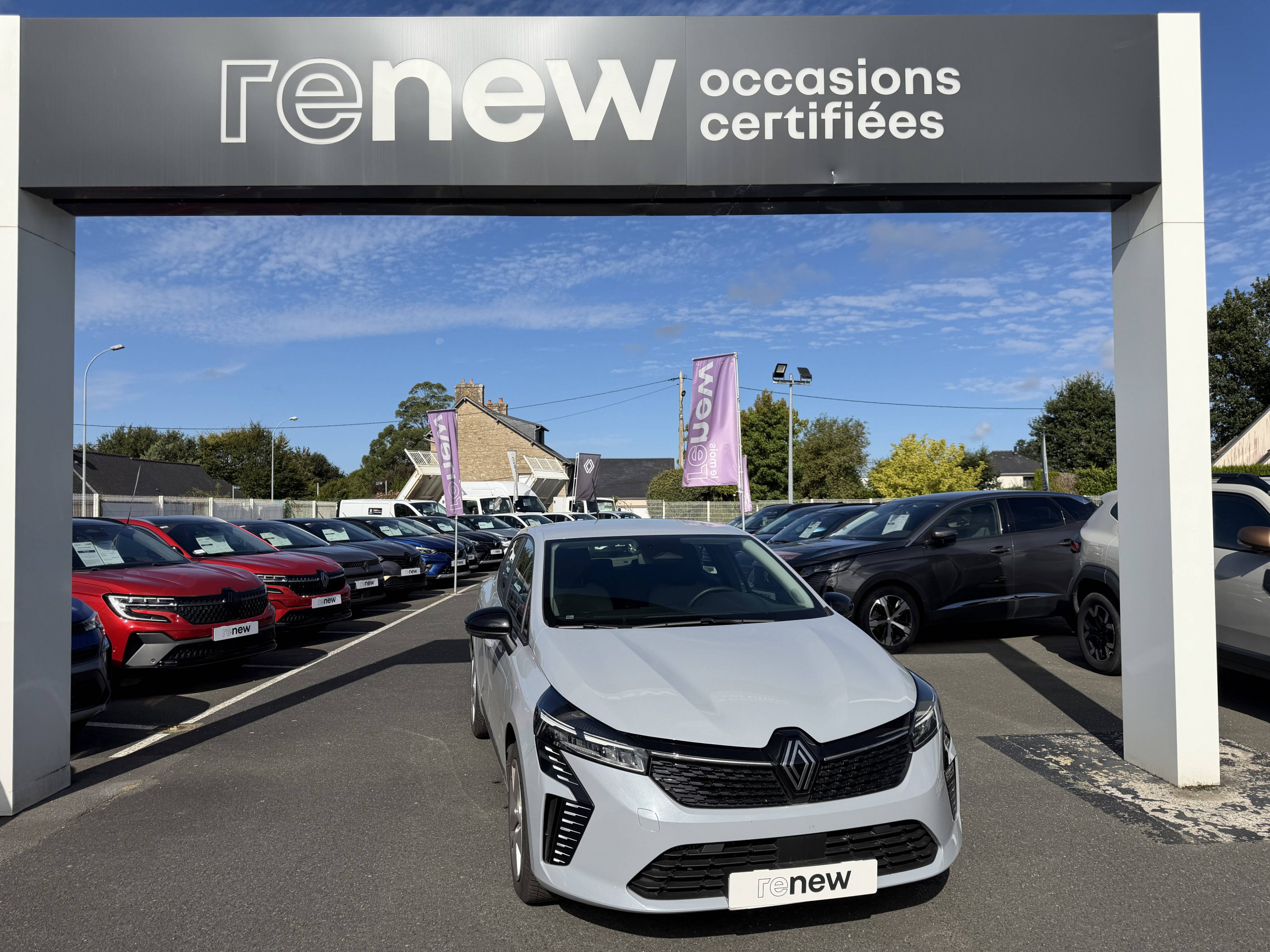 Renault Clio 5 Clio TCe 90 ch GSR2 occasion de 2025 en vente à Lannion