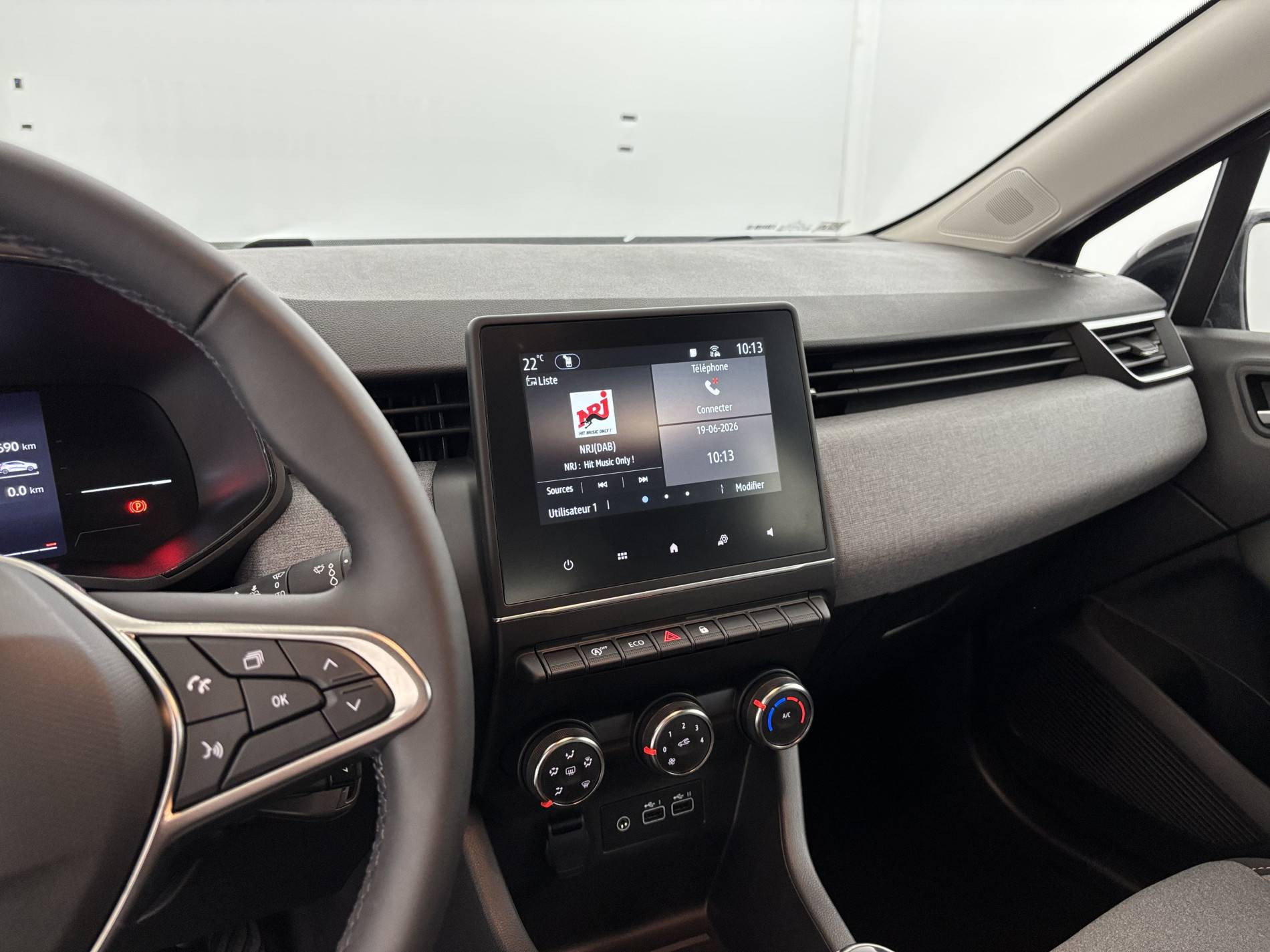 Vente en ligne Renault Clio 5 Clio Blue dCi 100 ch GSR2 au prix de 18 340 €