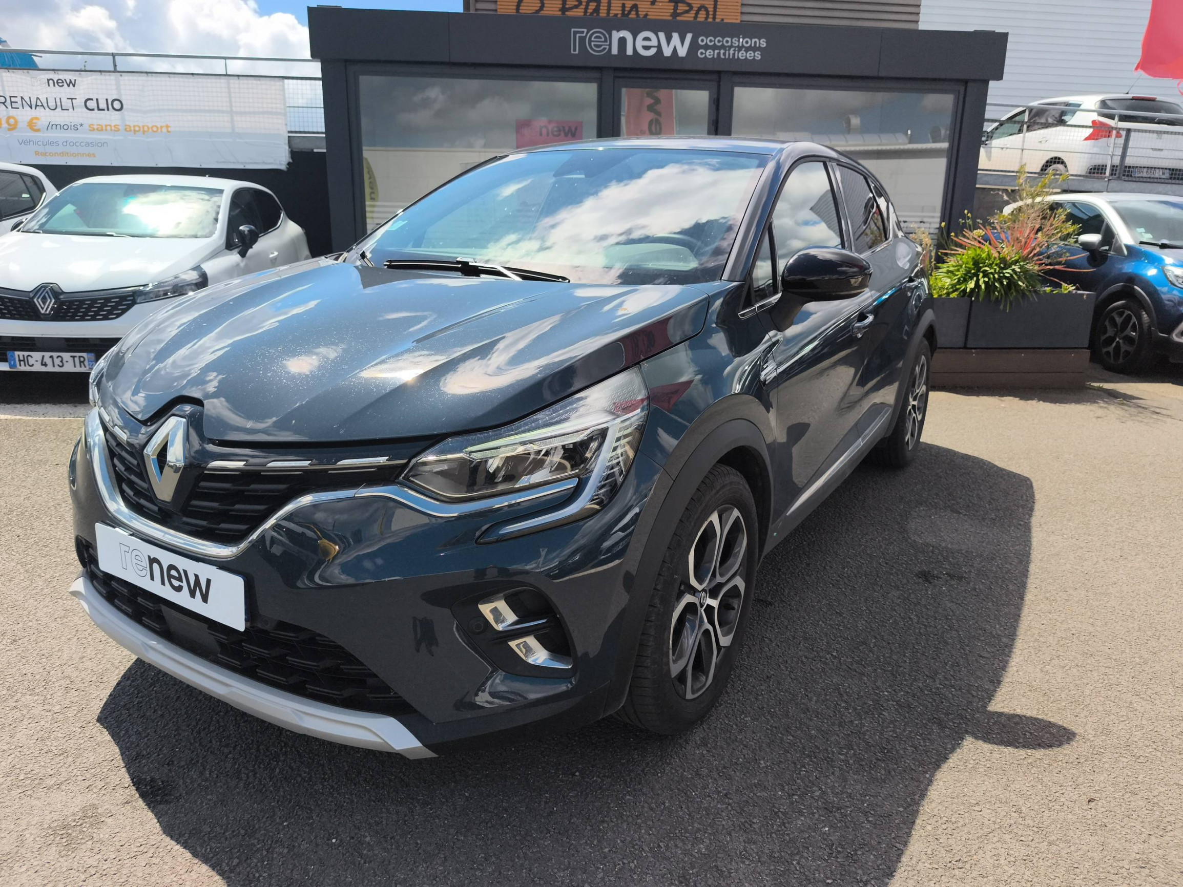 Renault Captur  E-Tech full hybrid 145 occasion de 2023 en vente à Paimpol