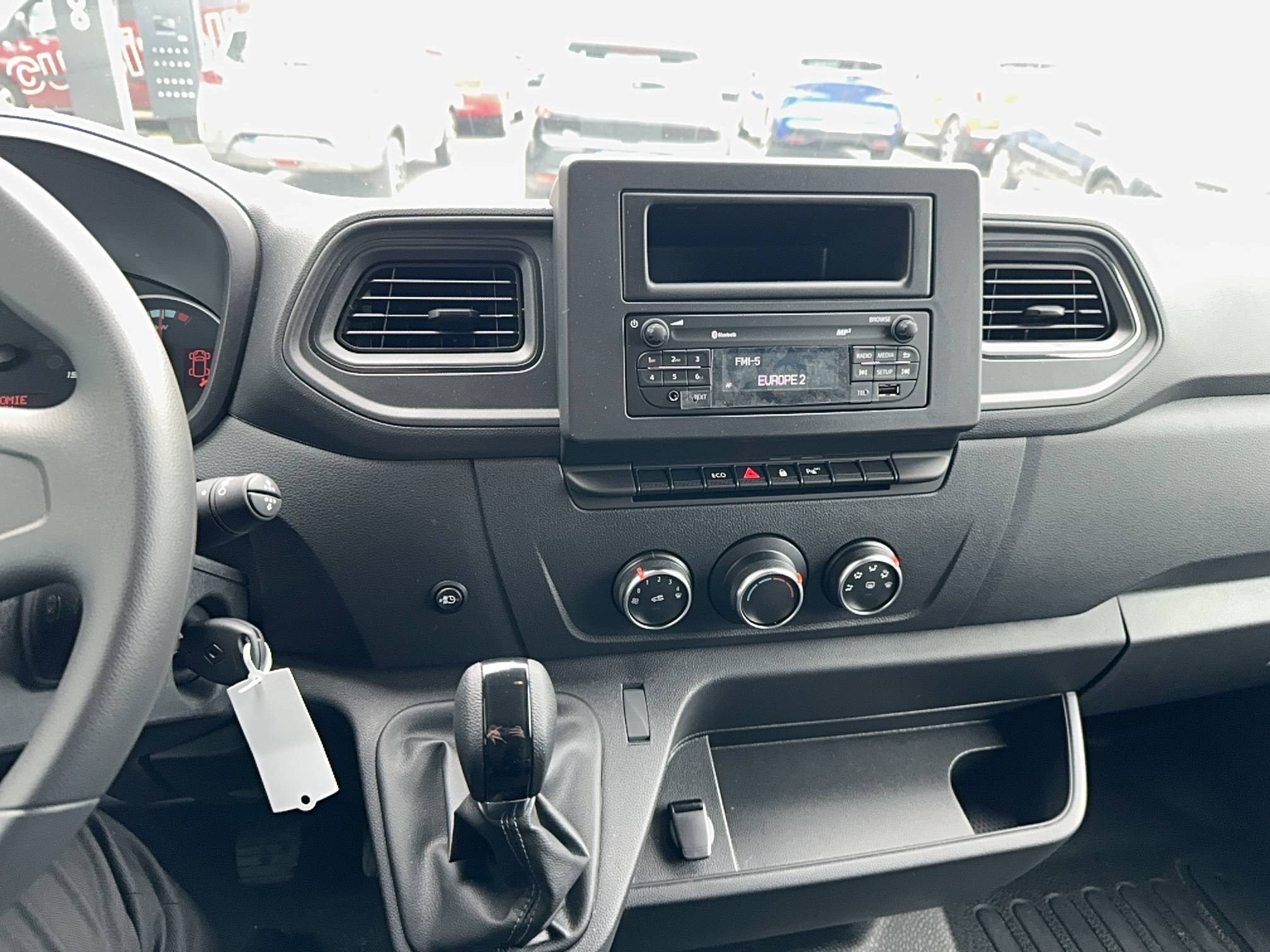 Vente en ligne Renault Master E-Tech MASTER ELECTRIQUE FGN L2H2 F3500 EV52 au prix de 26 900 €