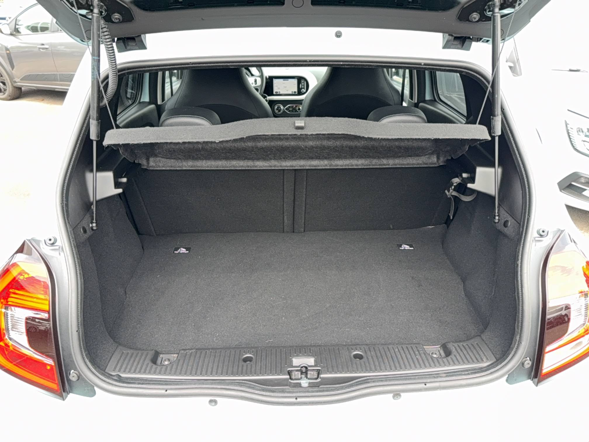 Vente en ligne Renault Twingo Electrique Twingo III E-Tech au prix de 12 490 €