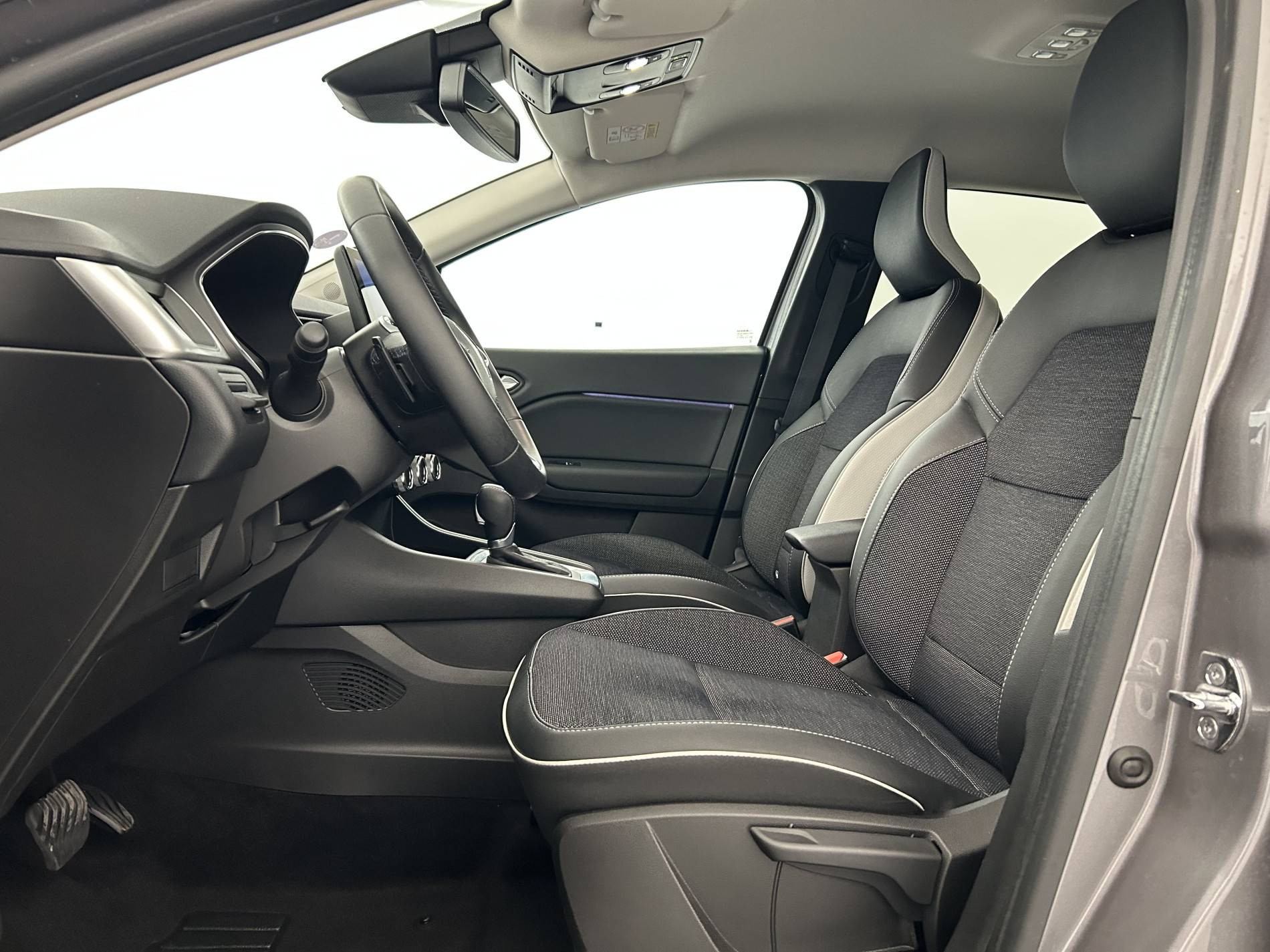 Vente en ligne Renault Captur  TCe 160 EDC - 21 au prix de 17 990 €