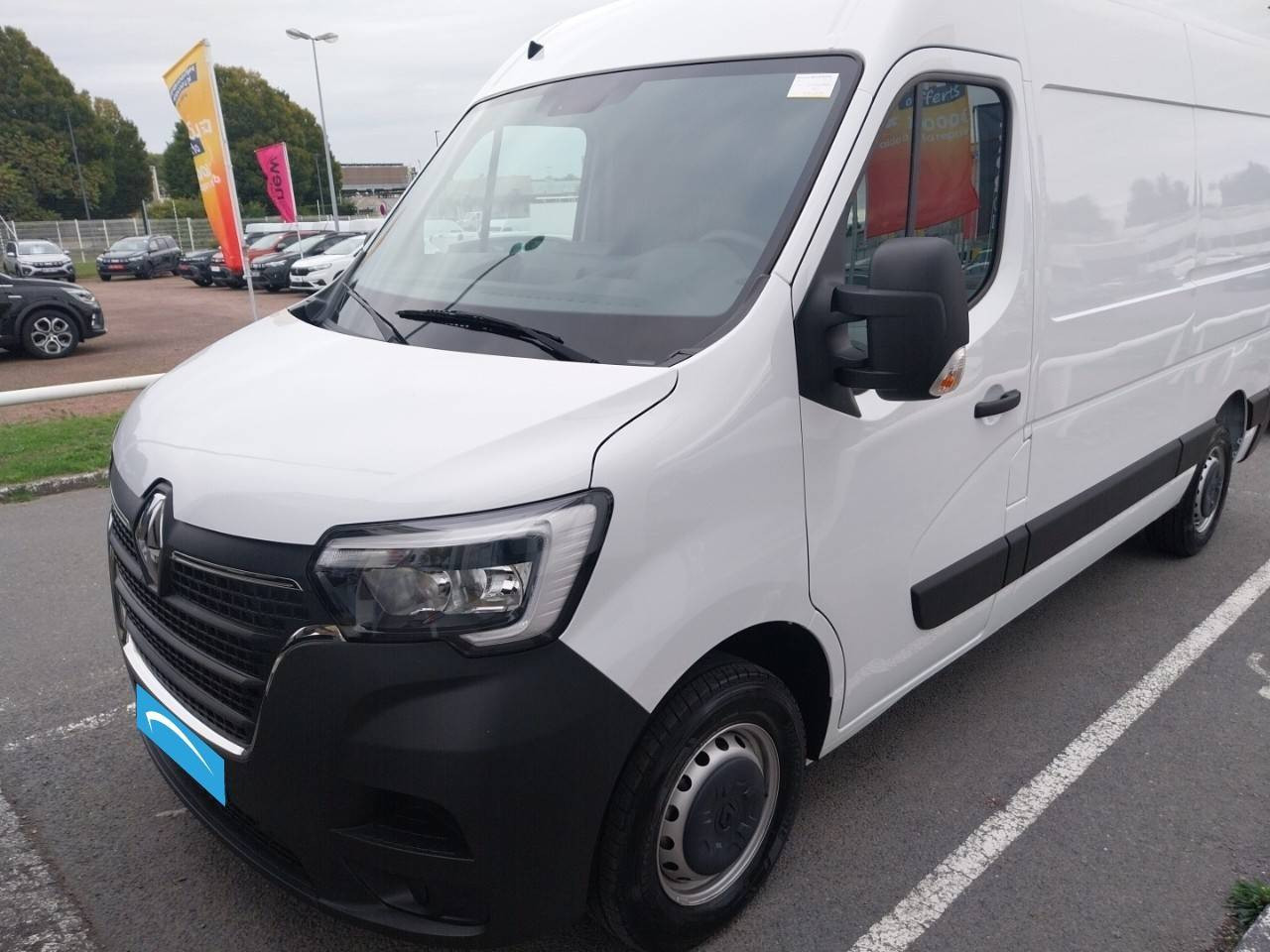 Renault Master Fourgon MASTER FGN TRAC F3300 L2H2 BLUE DCI 135 occasion de 2023 en vente à Caen