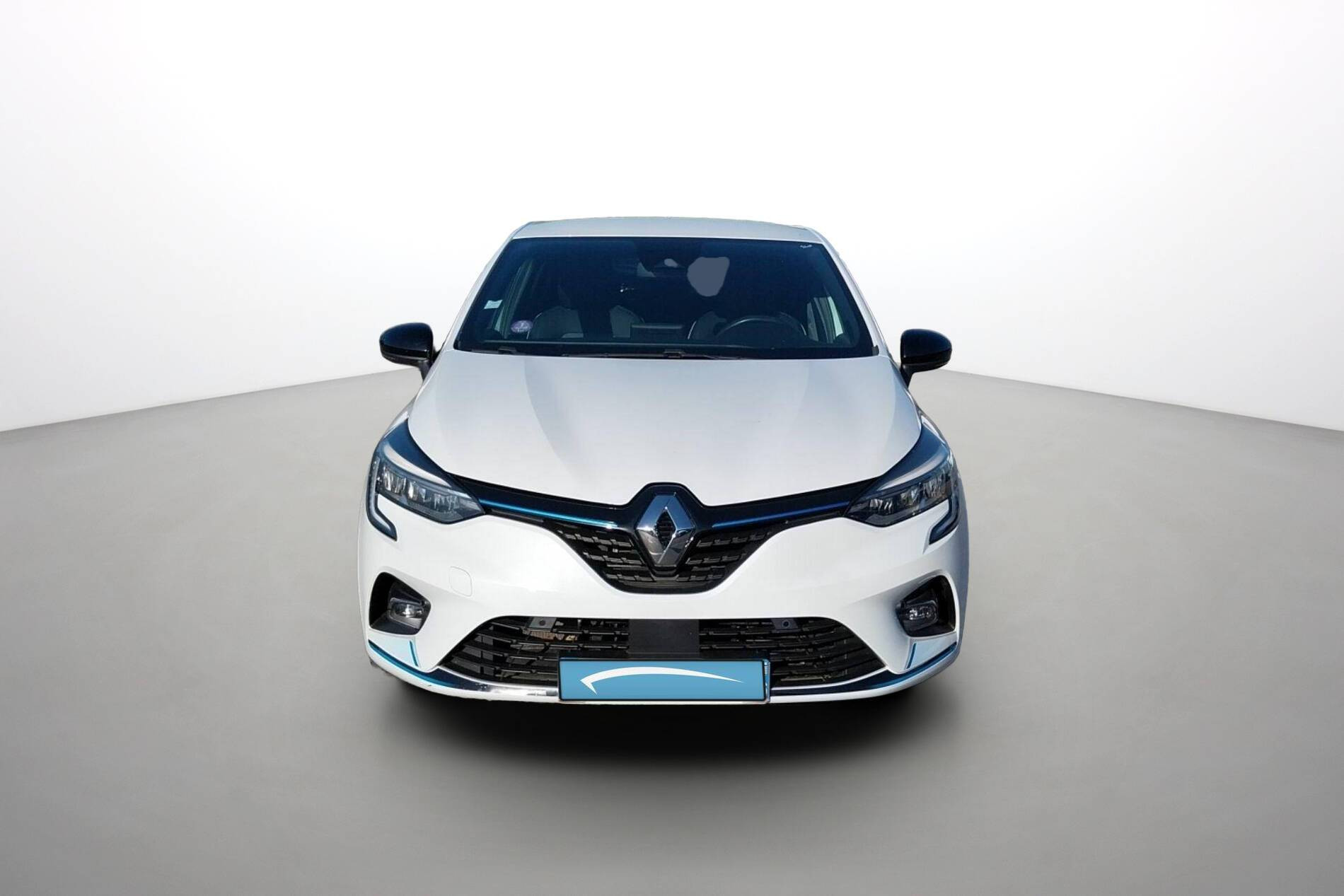 Vente en ligne Renault Clio 5 Clio E-Tech 140 au prix de 16 490 €