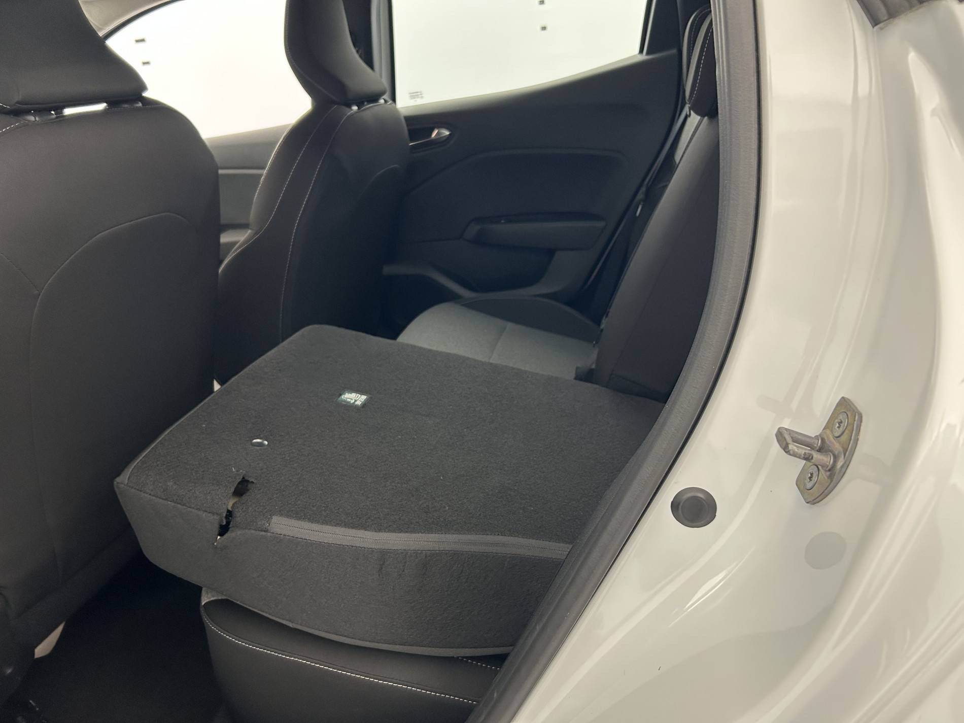 Vente en ligne Renault Clio 5 Clio TCe 90 au prix de 15 290 €