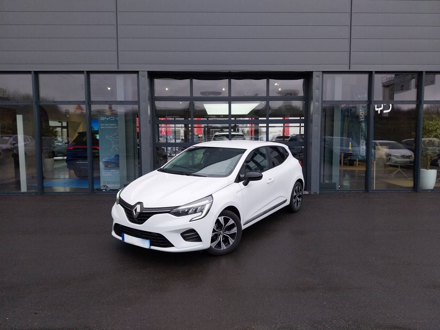 Renault Clio 5 Clio TCe 90 occasion de 2023 en vente à Angers