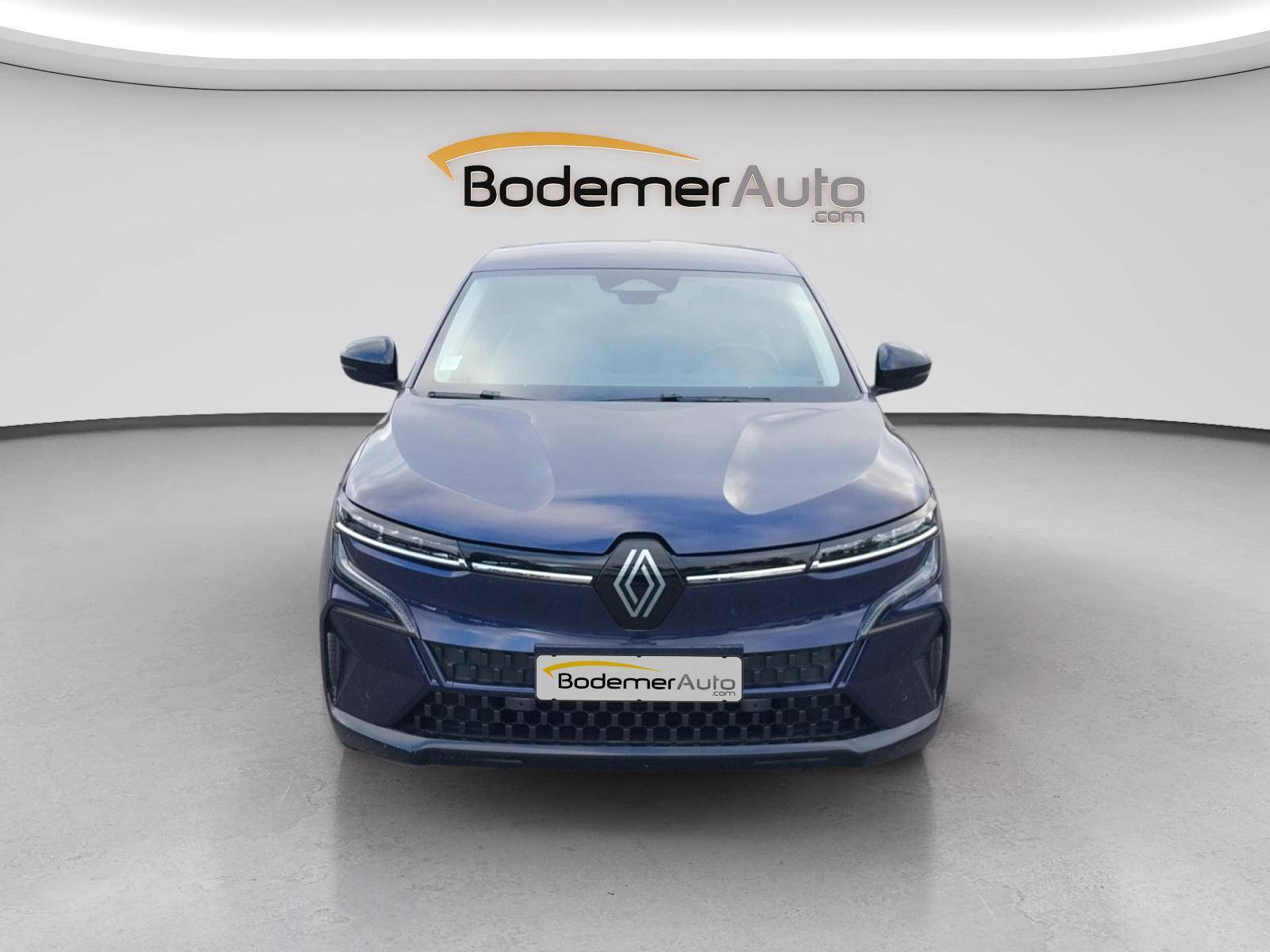 Vente en ligne Renault Megane E-Tech  EV40 130ch standard charge au prix de 21 900 €