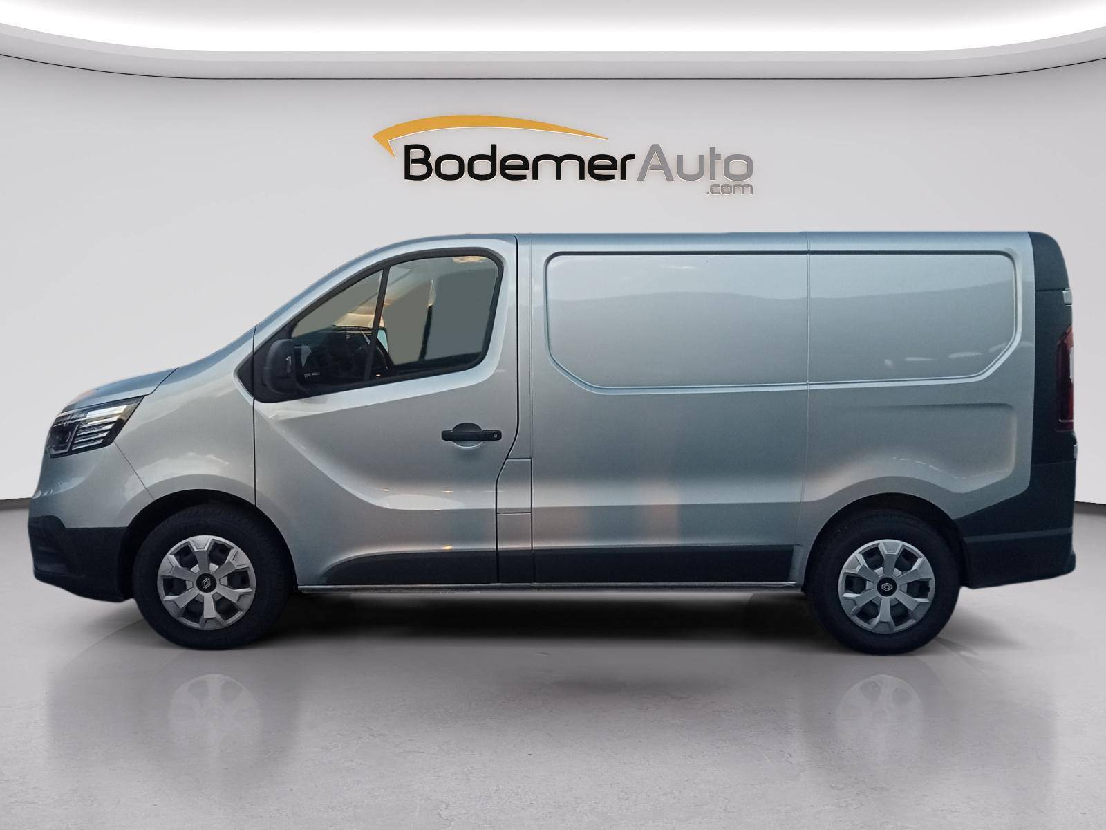 Vente en ligne Renault Trafic 3 Fourgon TRAFIC FG BLUE DCI 170 L1H1 2T8 AUTO au prix de 34 490 €