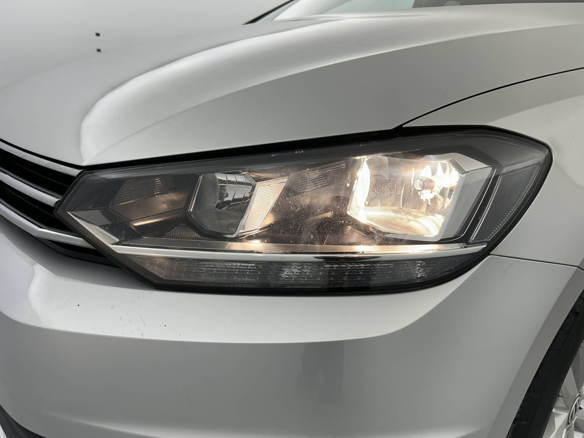 Vente en ligne Volkswagen Touran Touran 1.6 TDI 115 BMT 7pl au prix de 17 990 €