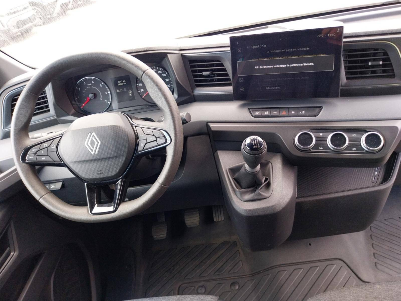 Vente en ligne Renault Master Fourgon MASTER FG BLUE DCI 130 L2H2 3T5 TR au prix de 28 490 €