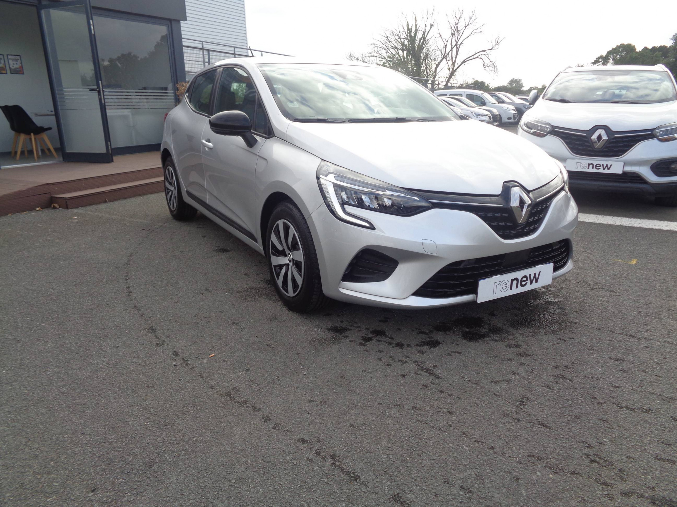 Vente en ligne Renault Clio 5 Clio TCe 90 au prix de 14 990 €