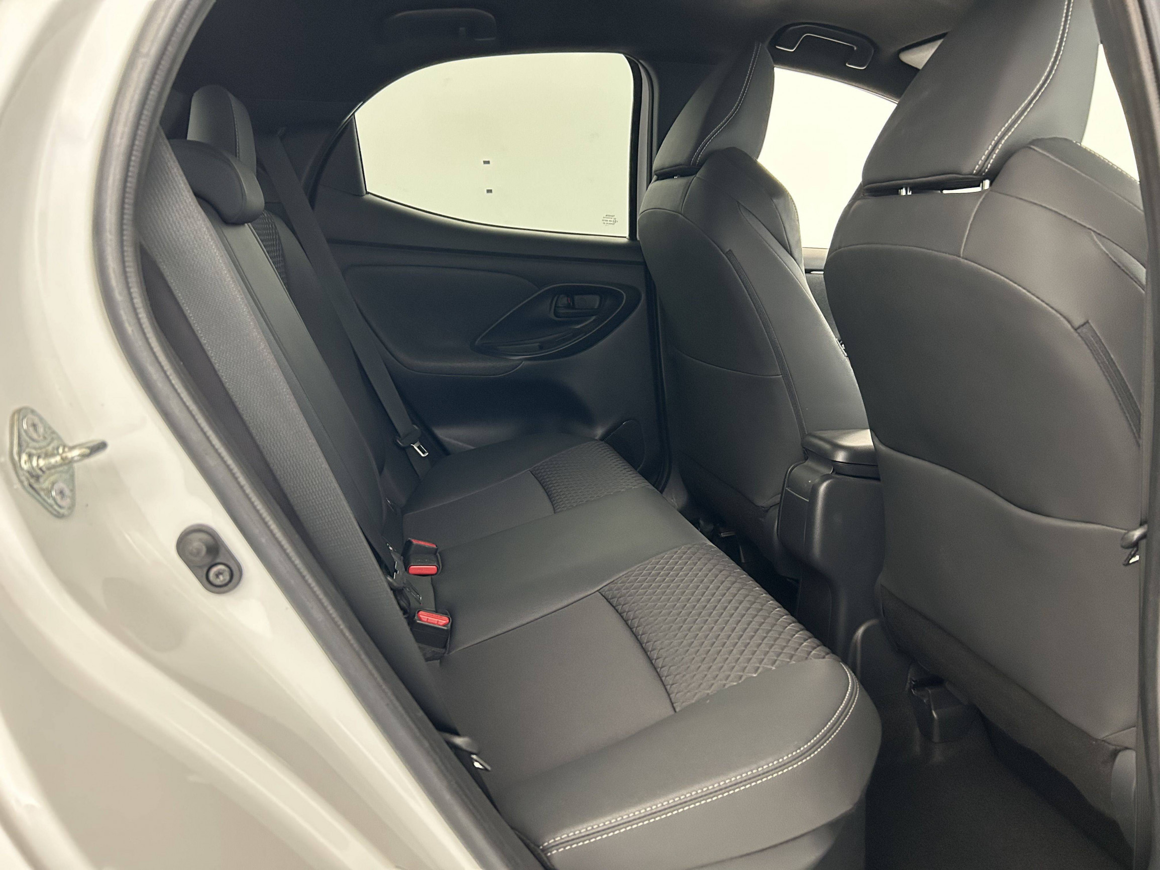 Vente en ligne Toyota Yaris Yaris Hybride 116h au prix de 18 500 €