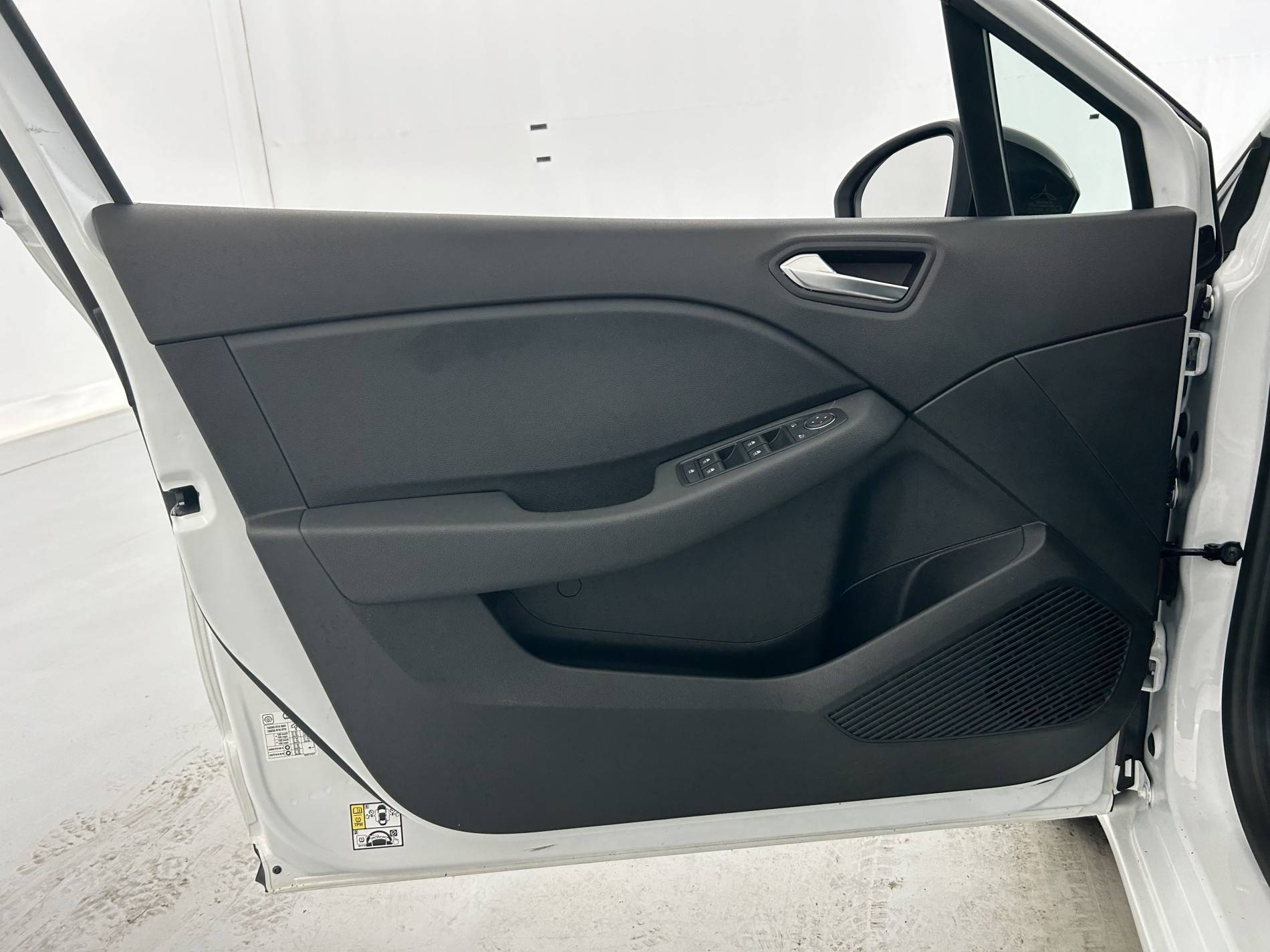 Vente en ligne Renault Clio 5 Clio TCe 90 au prix de 13 991 €