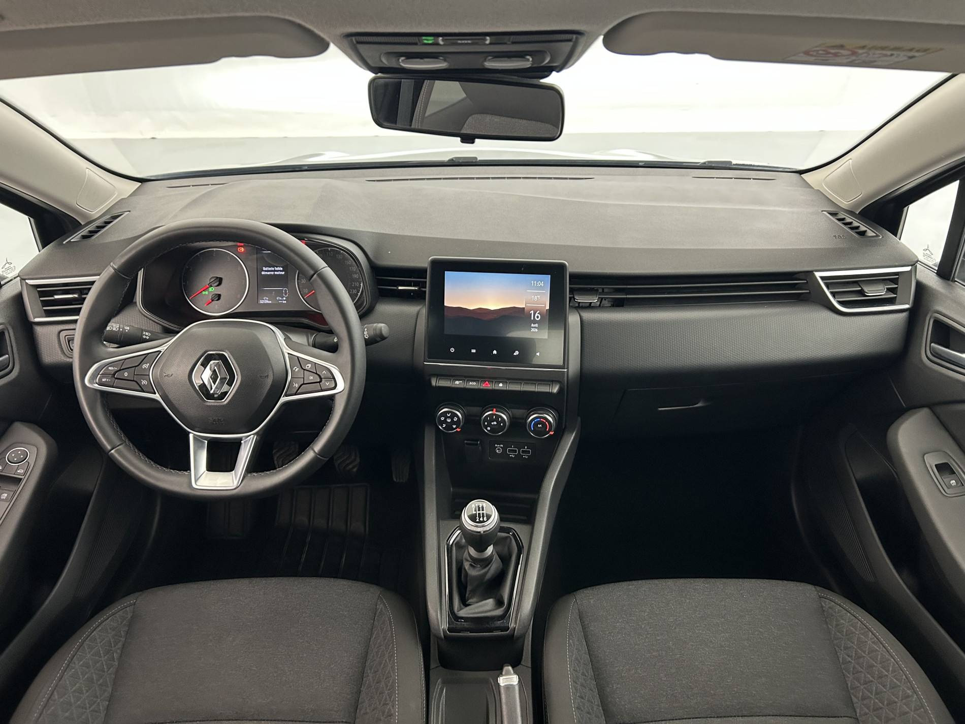 Vente en ligne Renault Clio 5 Clio TCe 90 au prix de 13 980 €