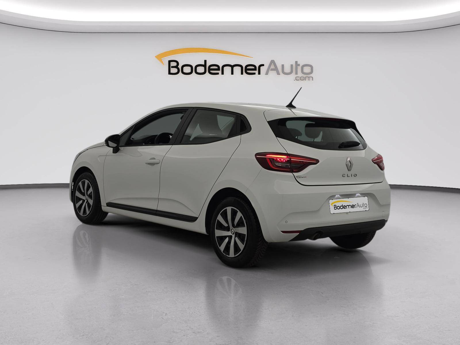 Vente en ligne Renault Clio 5 Clio TCe 90 au prix de 12 390 €