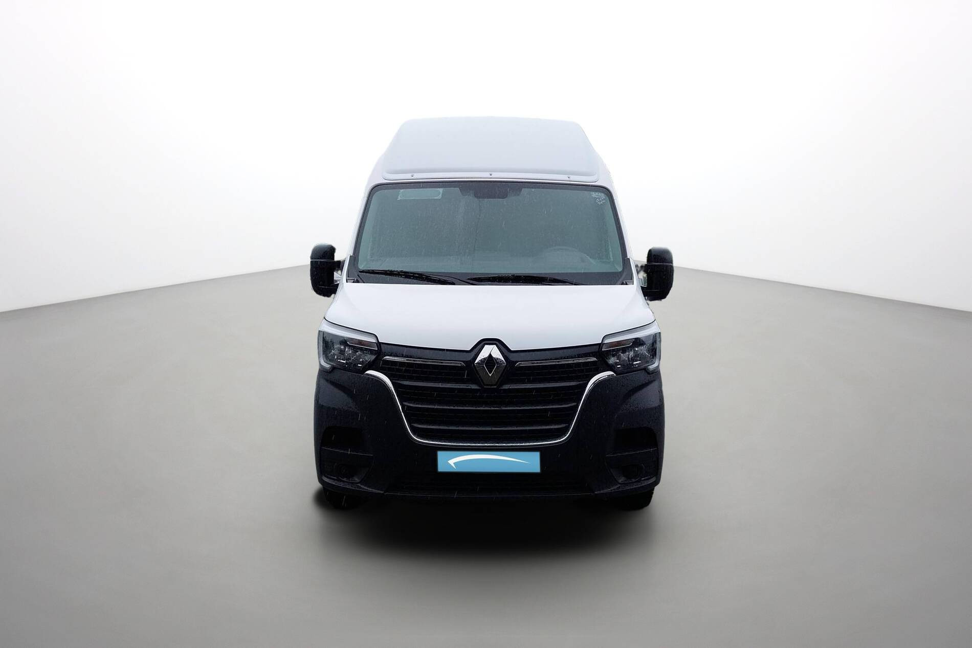 Vente en ligne Renault Master Fourgon MASTER FGN TRAC F3500 L3H3 BLUE DCI 135 au prix de 28 990 €