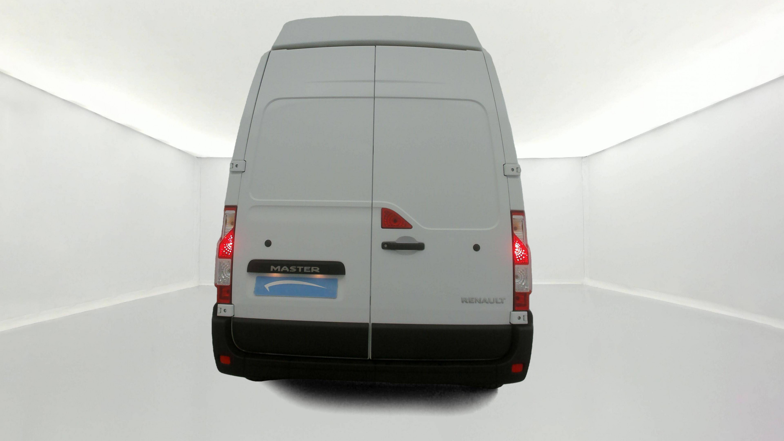 Vente en ligne Renault Master Fourgon MASTER FGN TRAC F3500 L3H3 BLUE DCI 135 au prix de 28 990 €