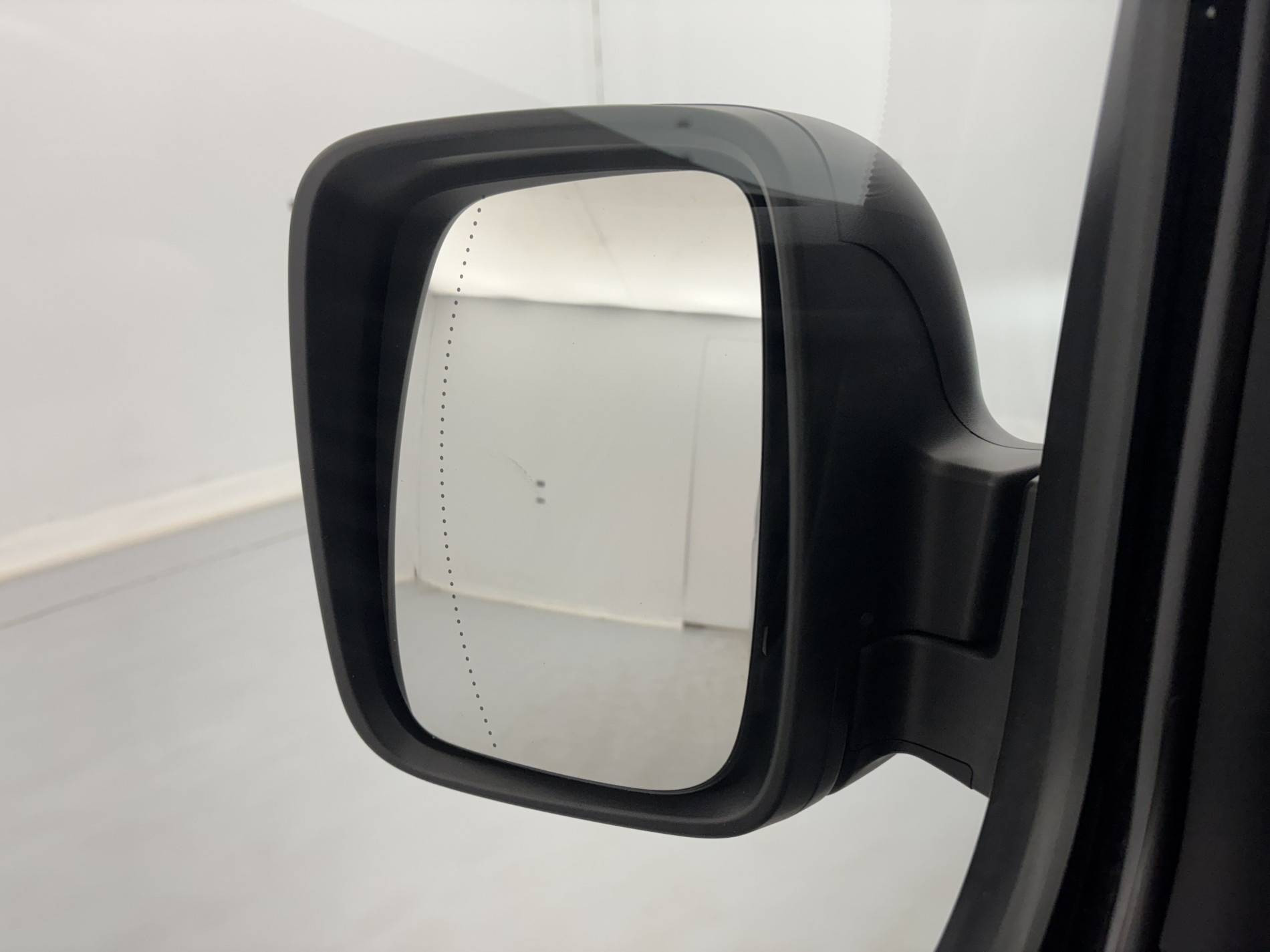 Vente en ligne Renault Trafic  L1 dCi 150 Energy S&S au prix de 29 990 €