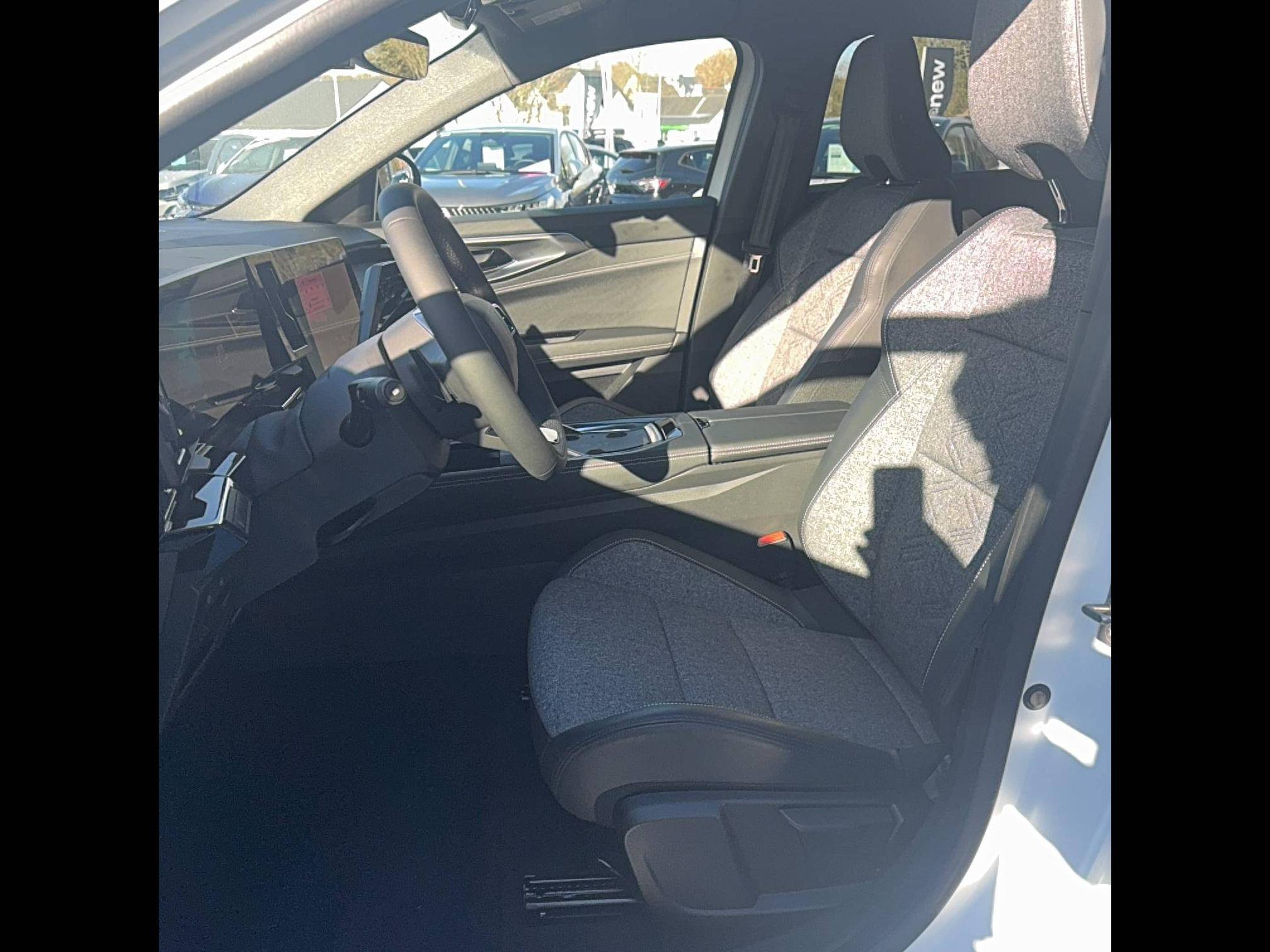 Vente en ligne Renault Rafale  E-Tech full hybrid 200ch au prix de 41 690 €