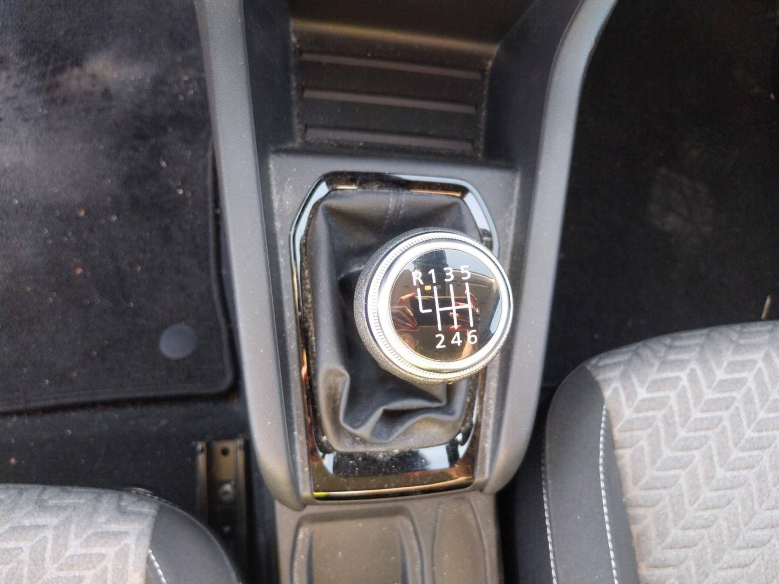 Vente en ligne Renault Clio 5 Clio TCe 90 au prix de 14 490 €