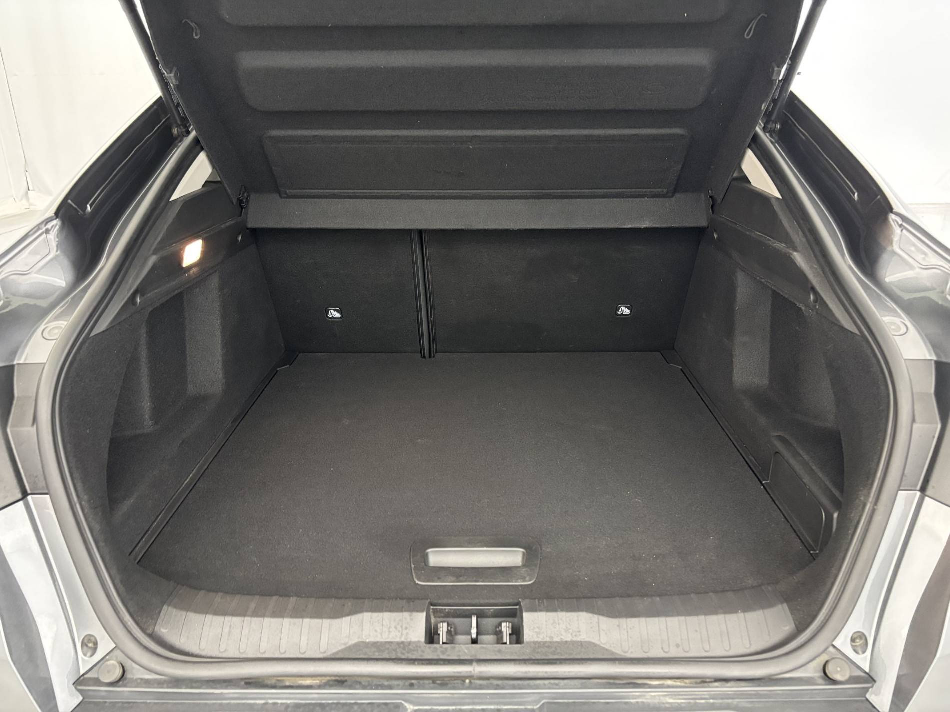 Vente en ligne Renault Arkana  E-Tech hybride 145 - 22 au prix de 18 990 €