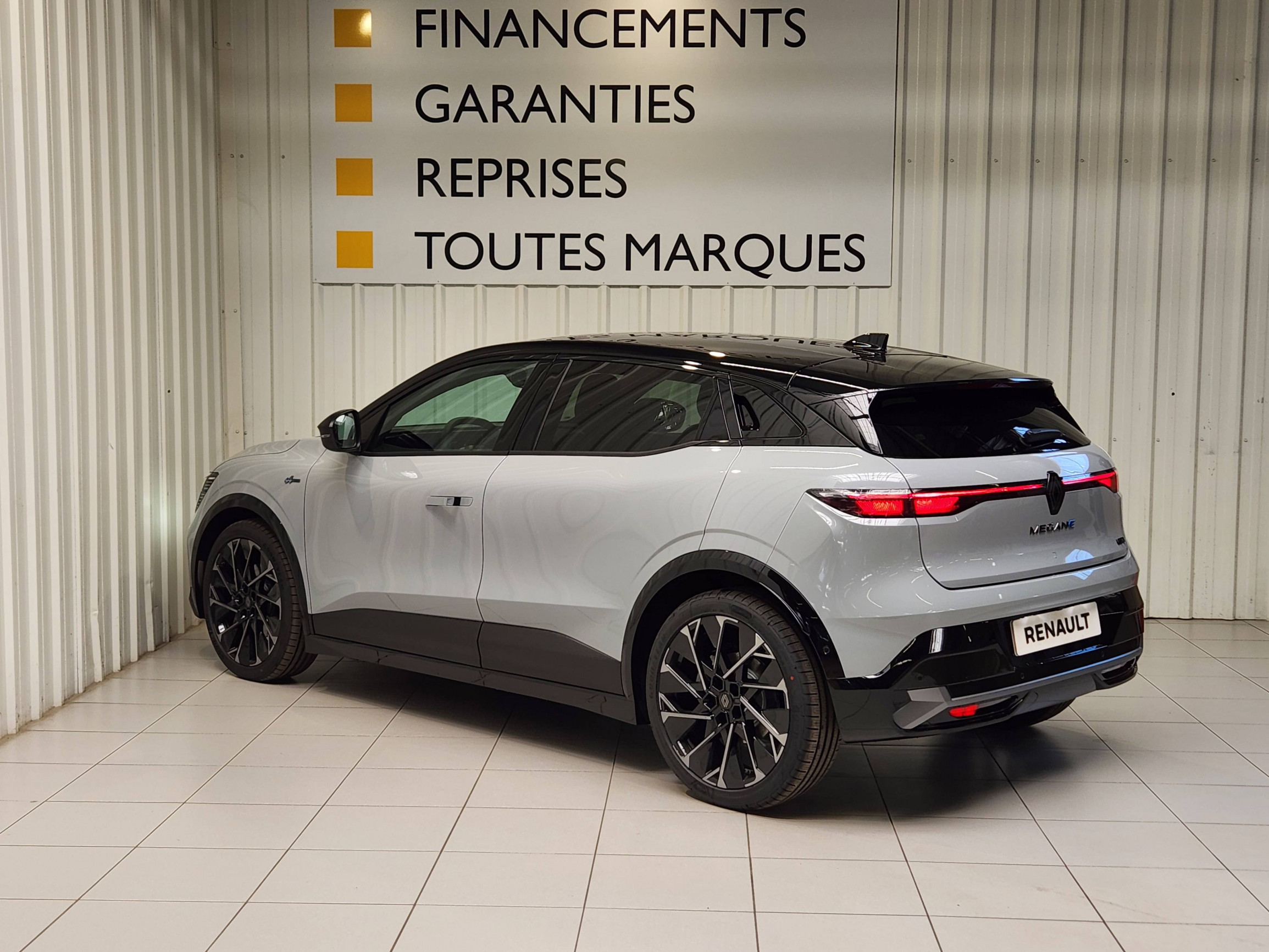 Vente en ligne Renault Megane E-Tech  220 ch autonomie confort au prix de 38 490 €
