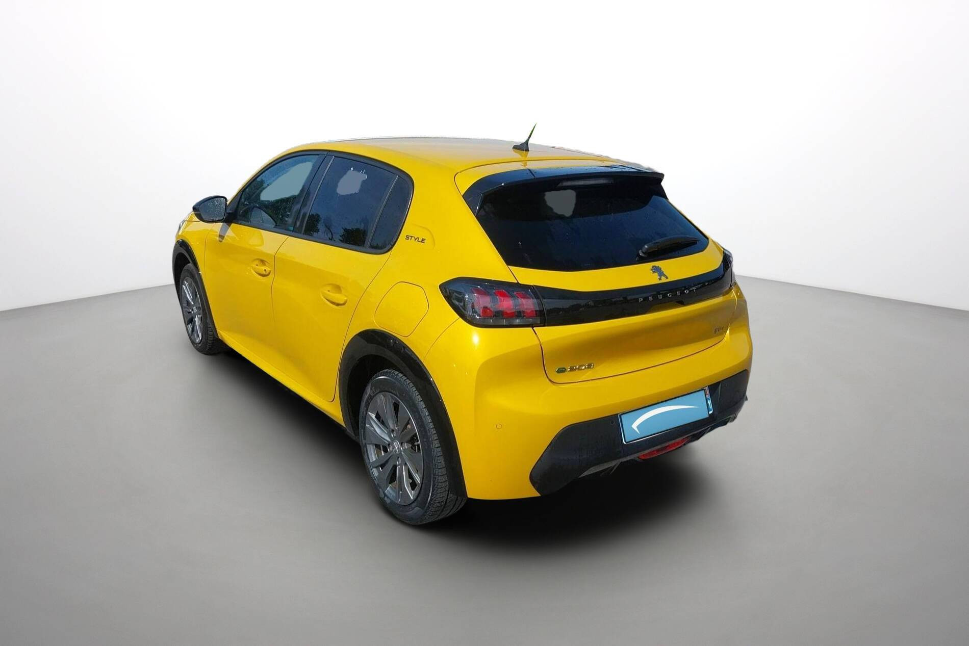 Vente en ligne Peugeot E-208  50 kWh 136ch au prix de 12 970 €