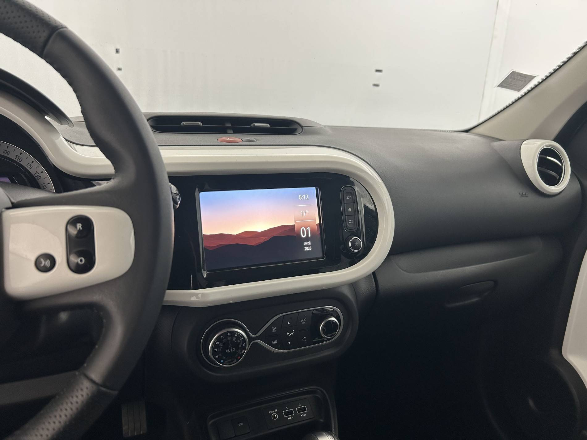 Vente en ligne Renault Twingo Electrique Twingo III E-Tech au prix de 11 990 €