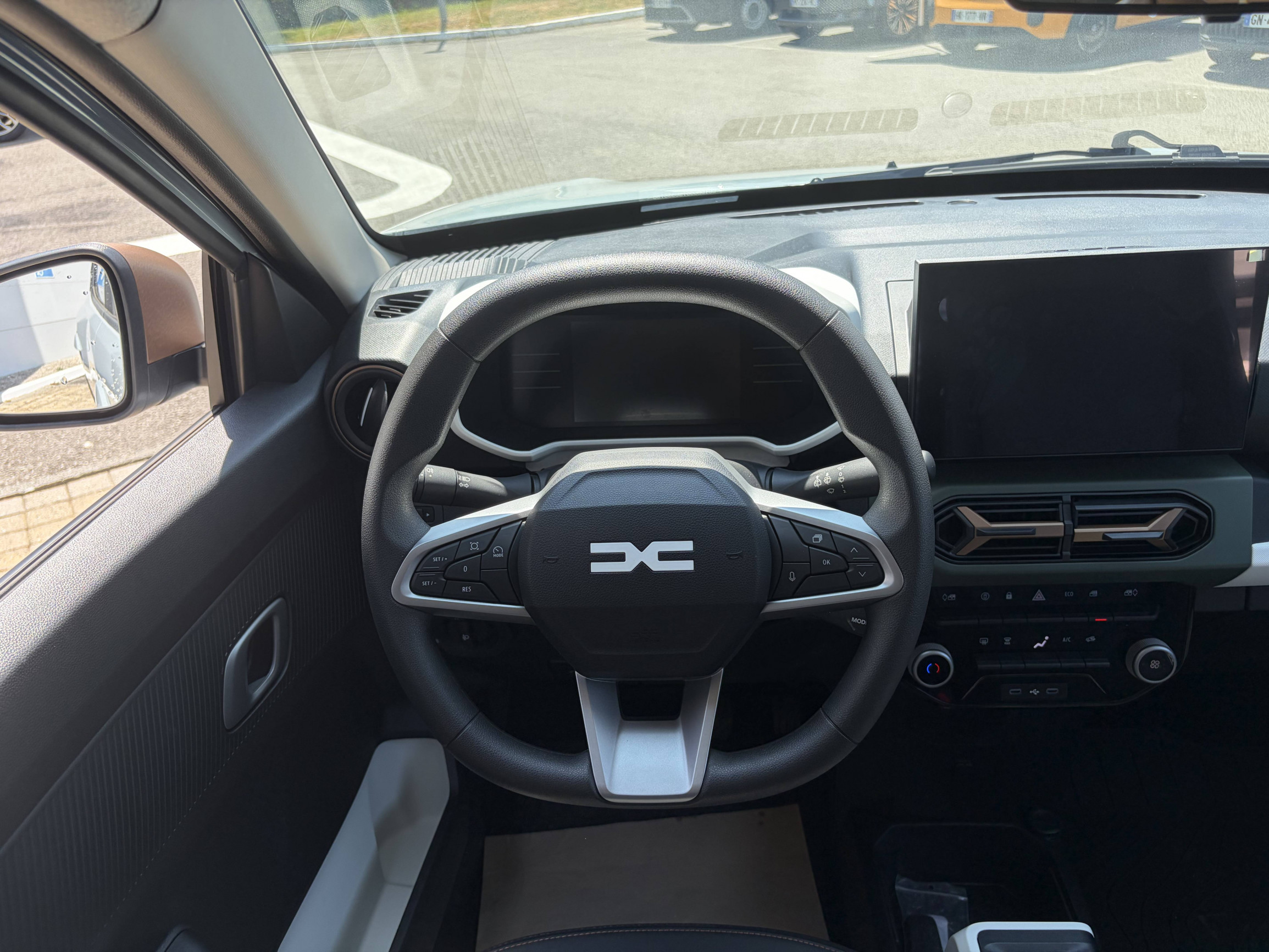 Vente en ligne Dacia Spring  electric 100 au prix de 16 690 €